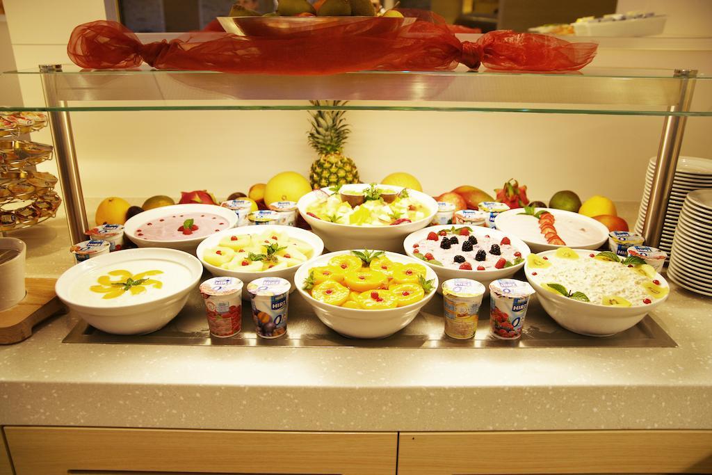 هتل H+ Hotel Zürich زوریخ