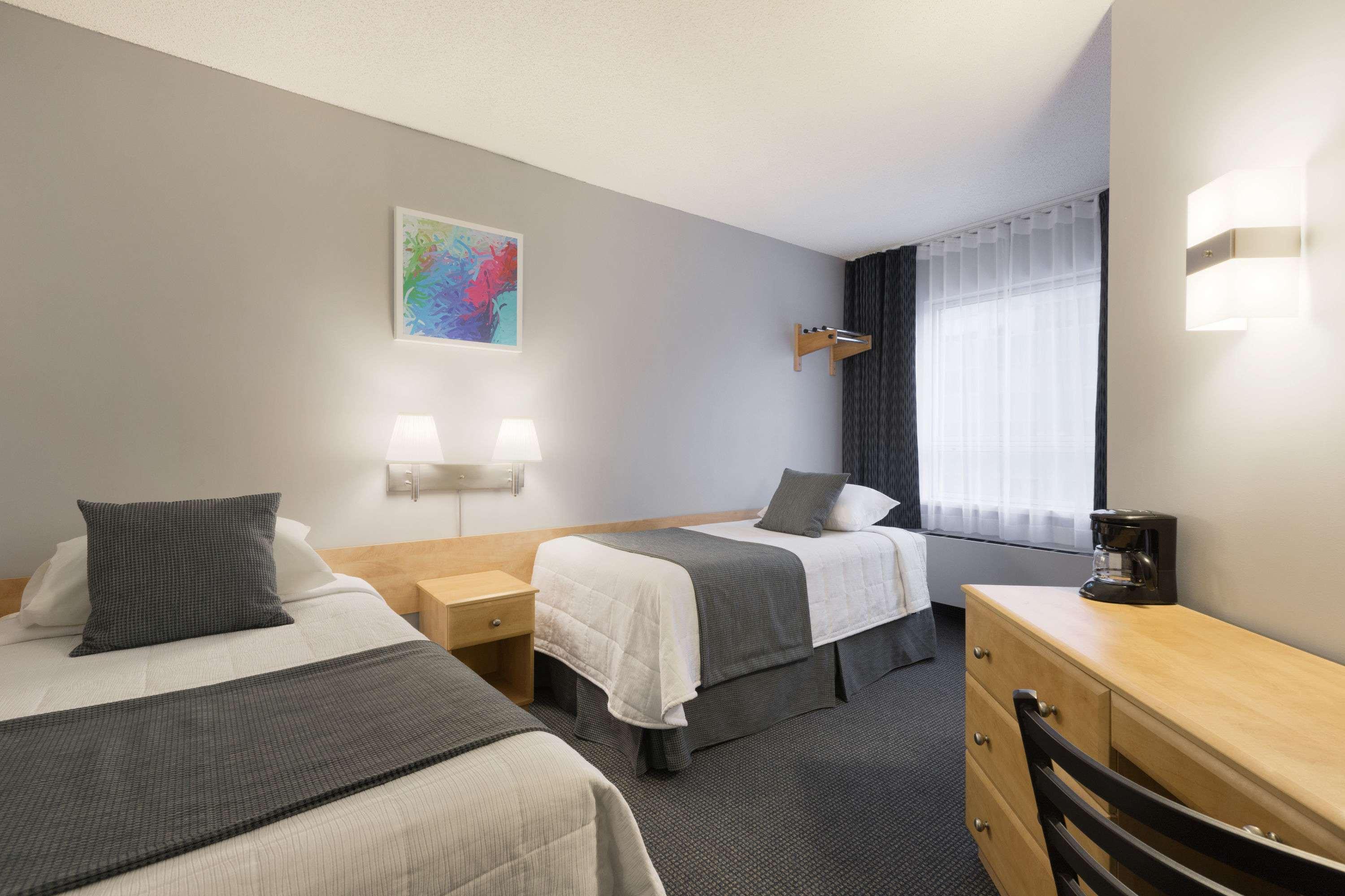 هتل Travelodge Hotel by Wyndham Montreal Centre مونترال