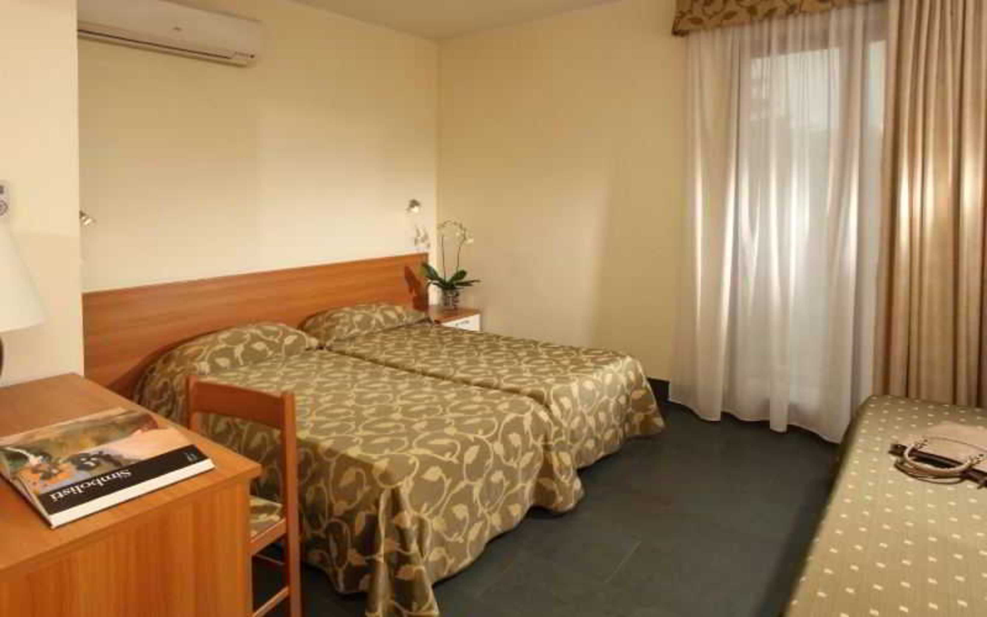 هتل Ciampino Hotel Ciampino