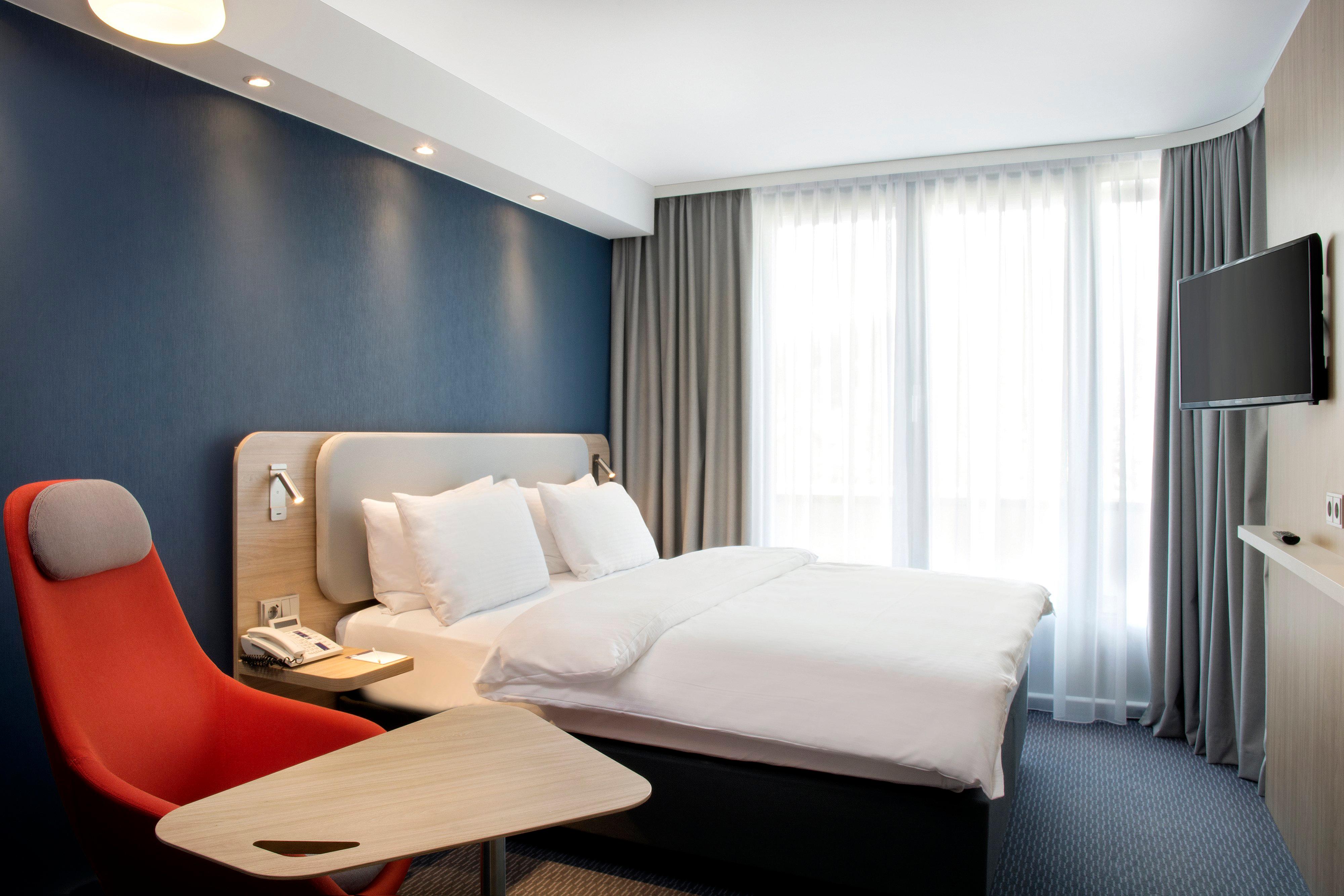 هتل Holiday Inn Express Baden-Baden Baden-Baden