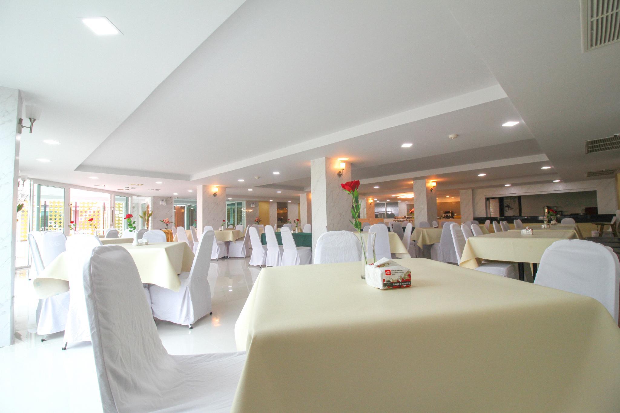 هتل Convenient Grand Suvarnabhumi Samut Prakan