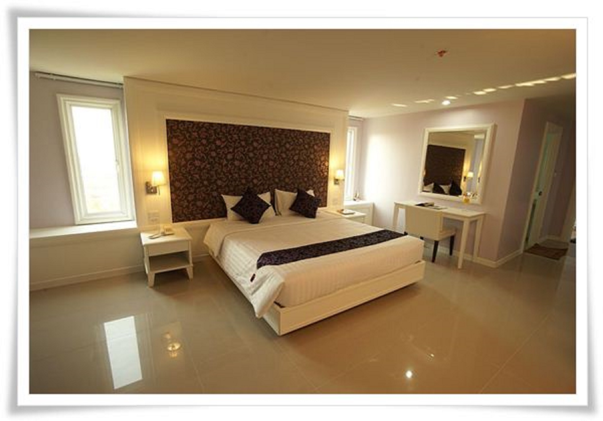 هتل Convenient Grand Suvarnabhumi Samut Prakan