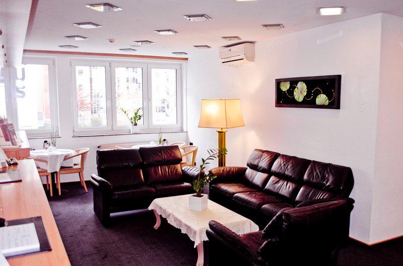 هتل Adler فرانکفورت