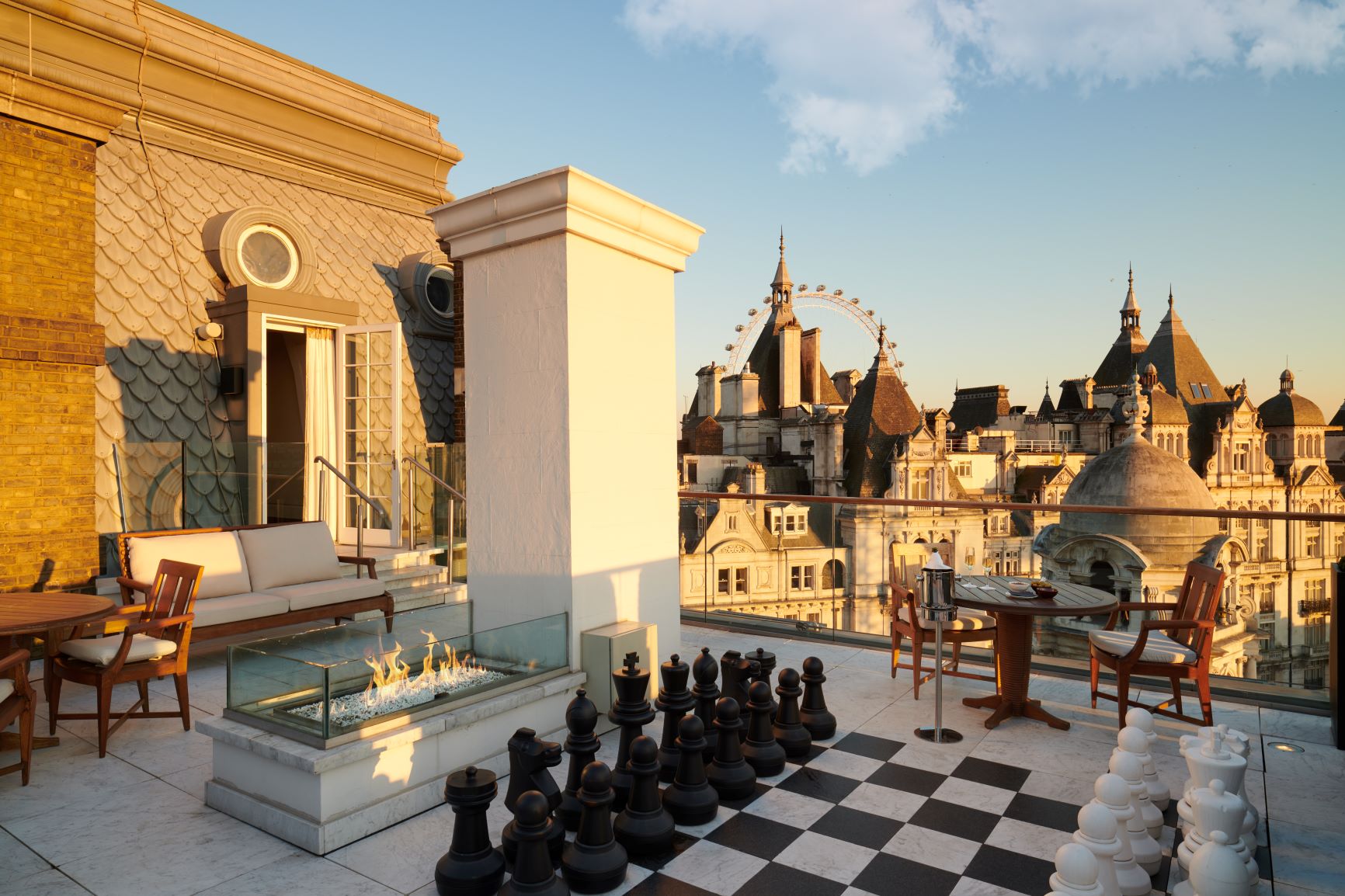 هتل Corinthia Hotel London لندن