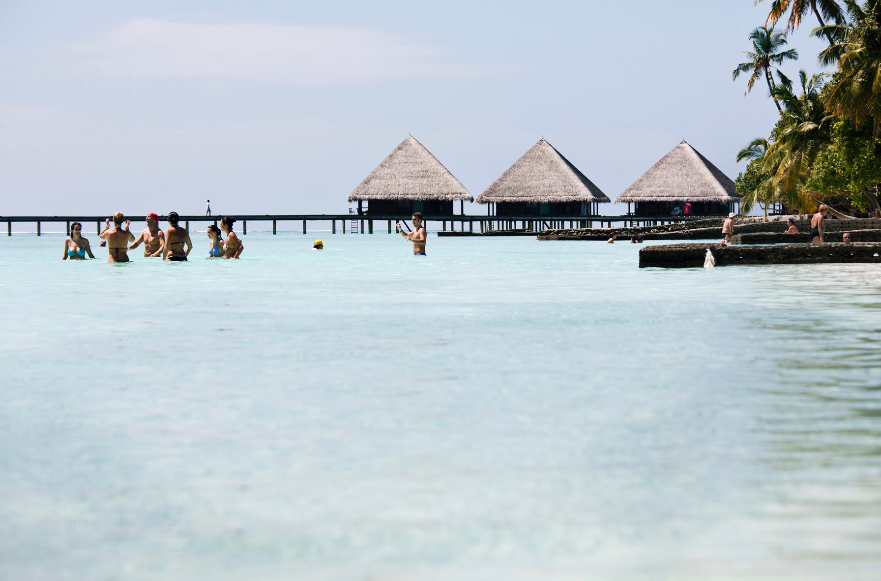 هتل Adaaran Club Rannalhi Rannalhi