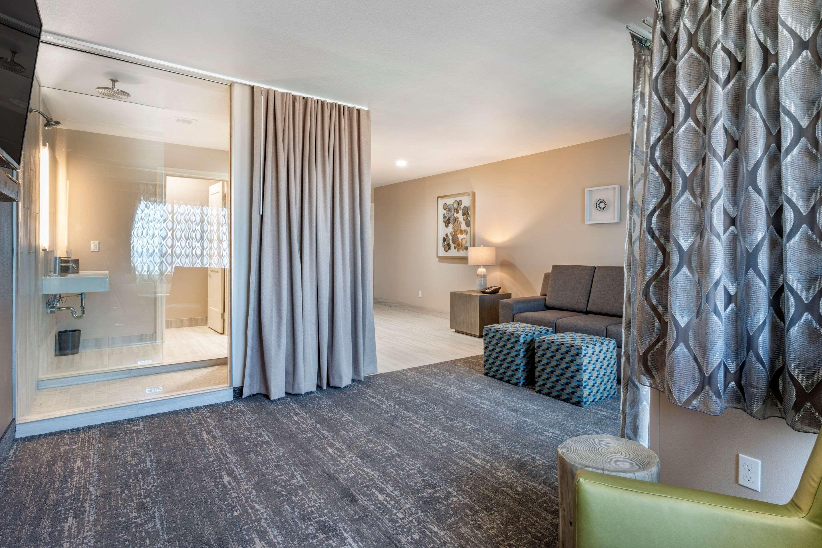 هتل Best Western Plus Lincoln Sands Oceanfront Suites Lincoln City
