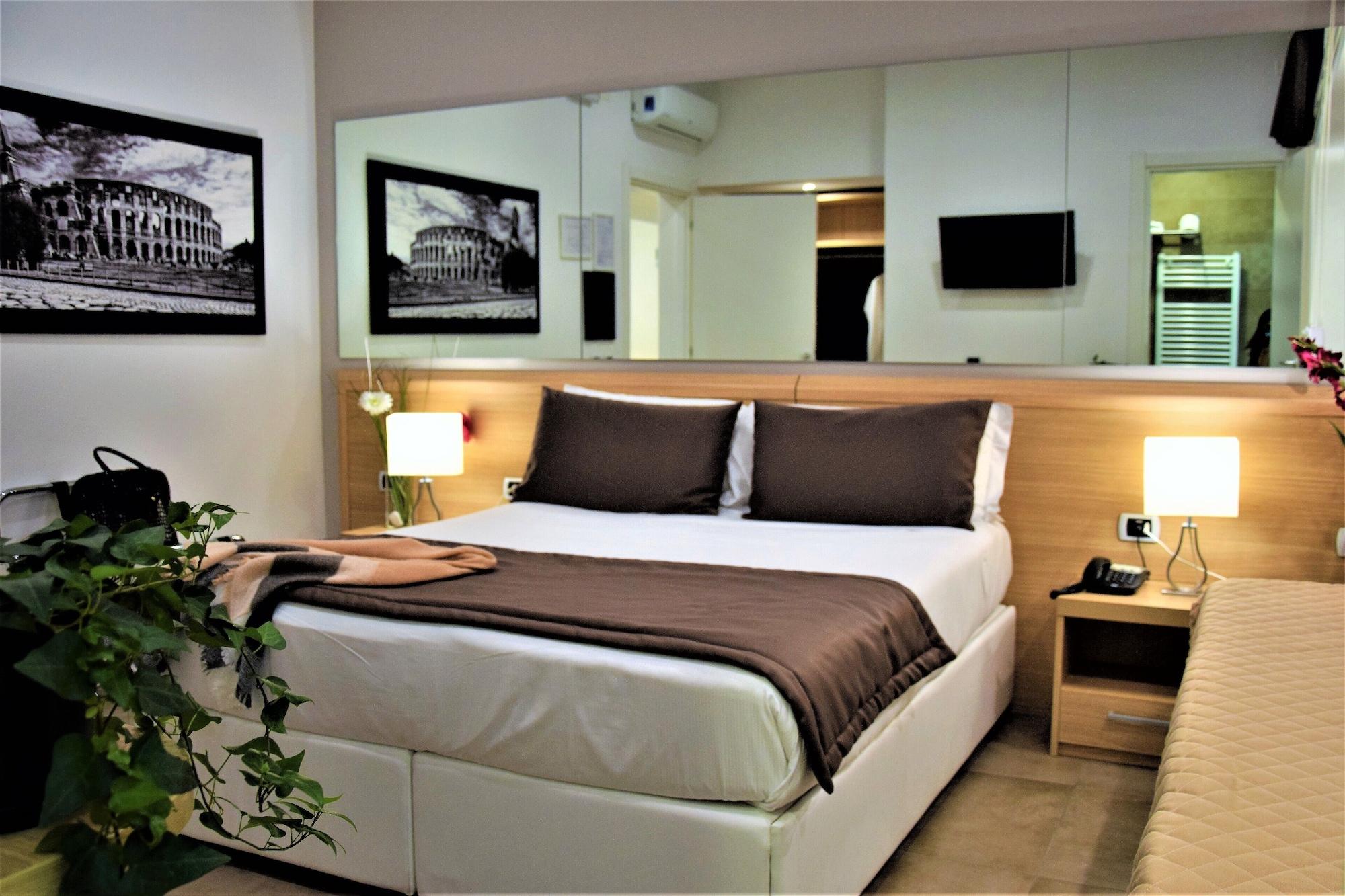 هتل Hotel Paolo II رم