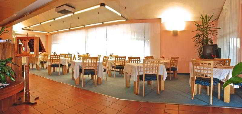 هتل Oleggio Malpensa Oleggio