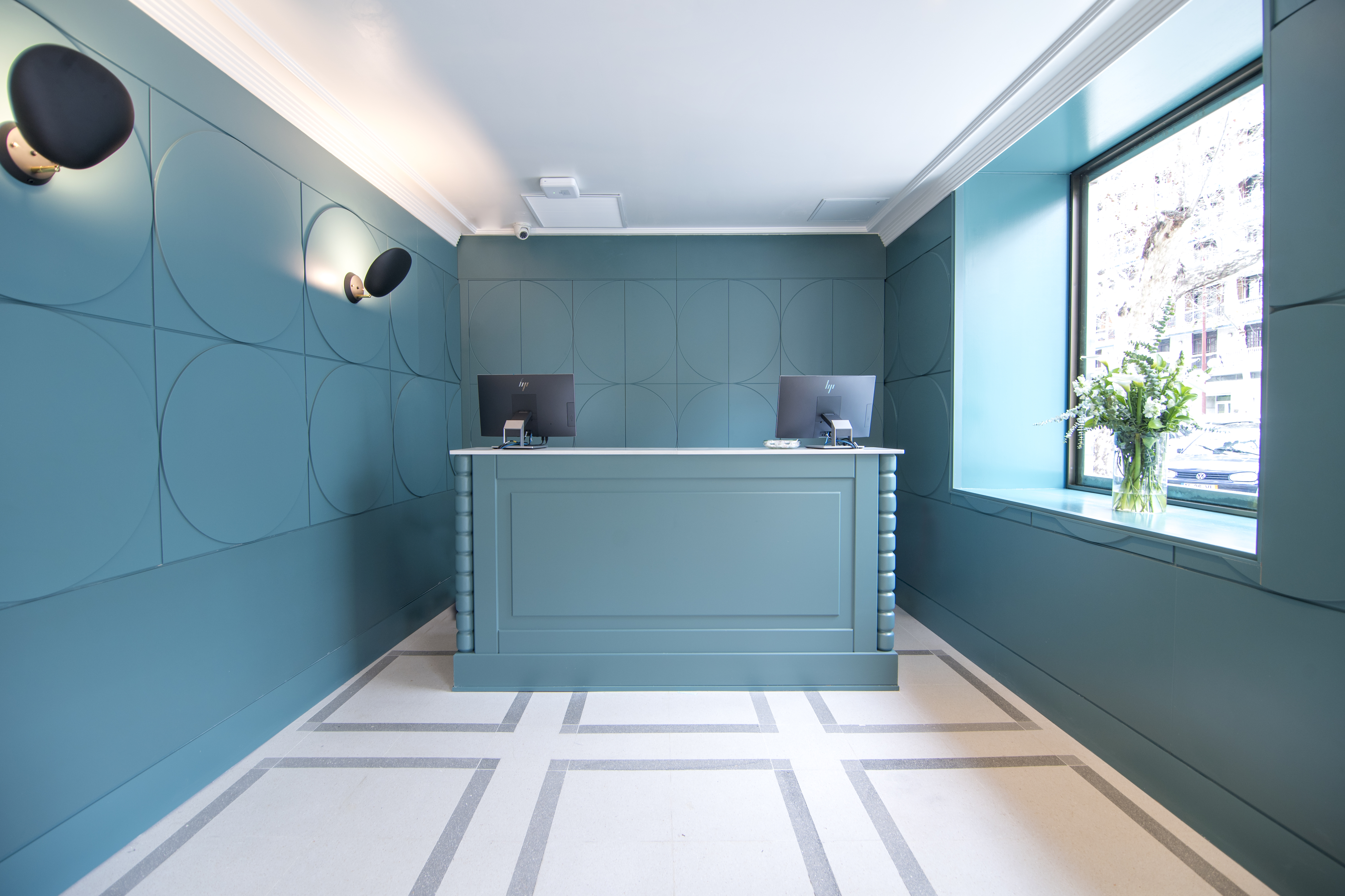 هتل Petit Palace Puerta de Triana سویل