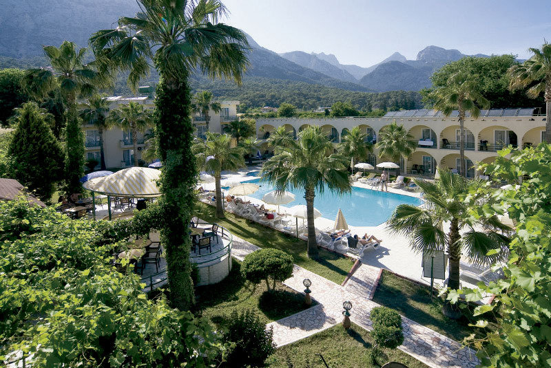 هتل Hotel Golden Sun بلدیبی