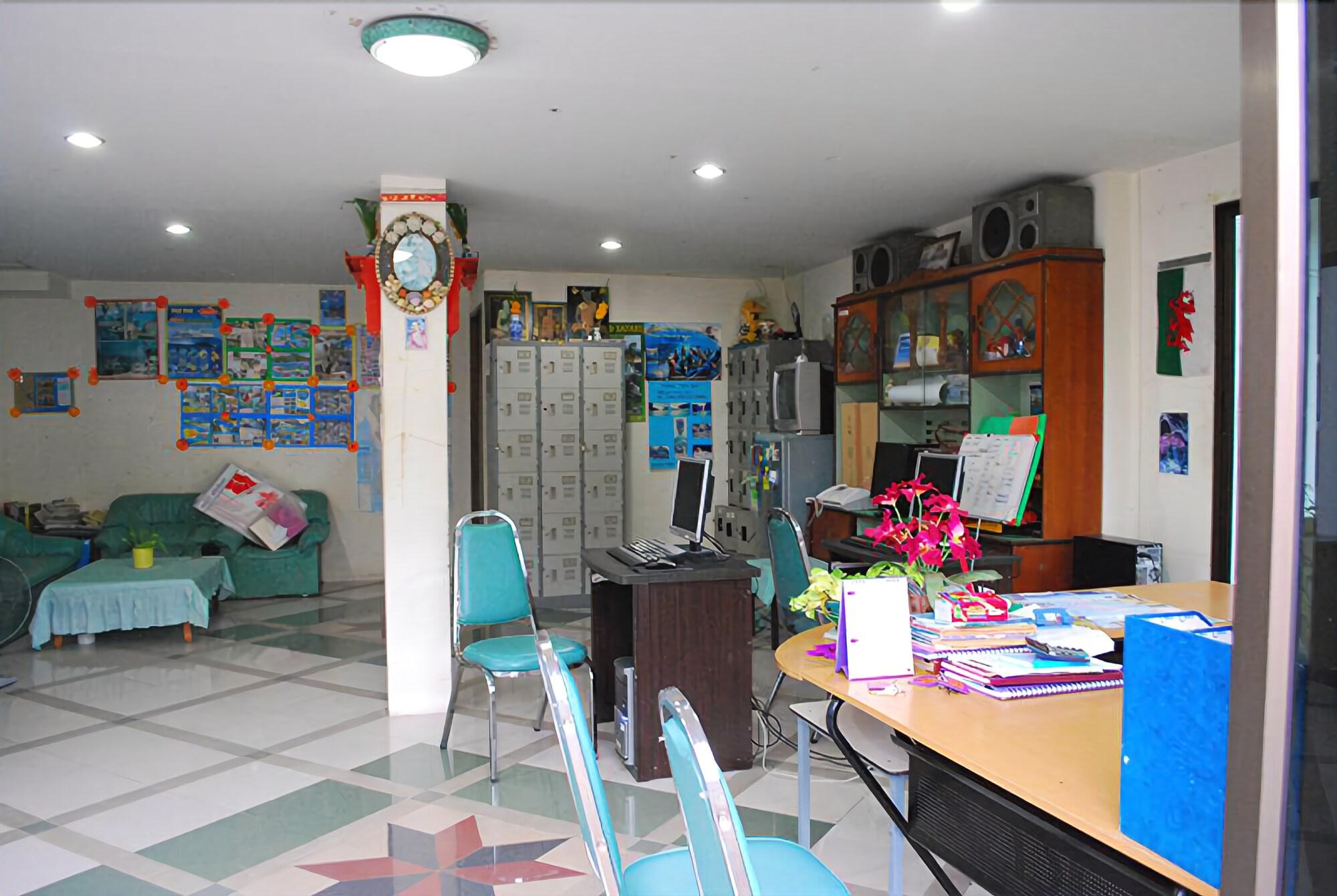 هتل Na na chart Phuket پوکت