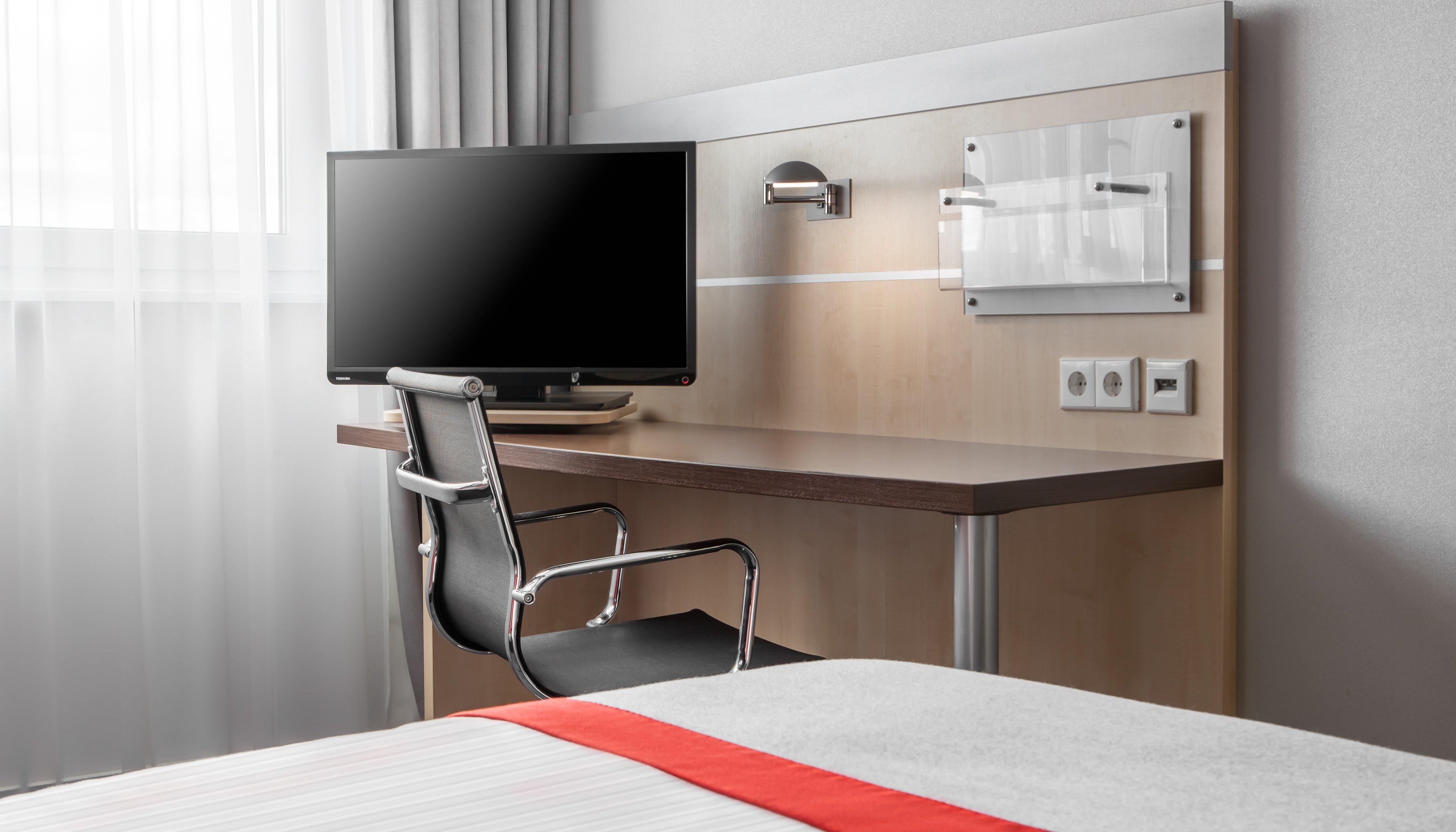 هتل Holiday Inn Express München Messe  مونیخ