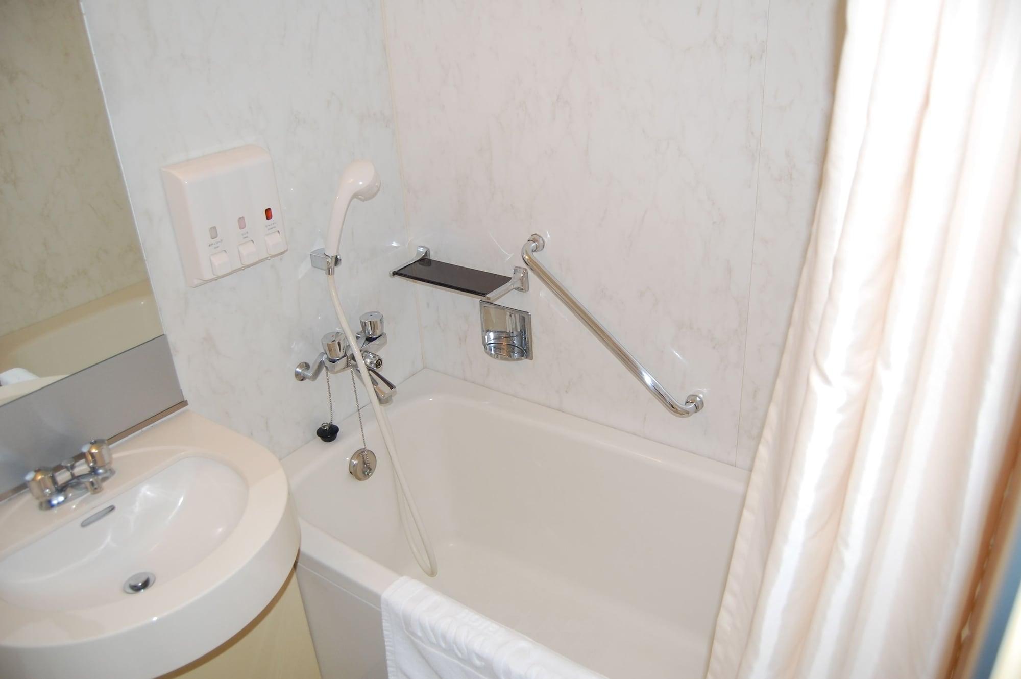 هتل Hotel Rose Garden Shinjuku توکیو