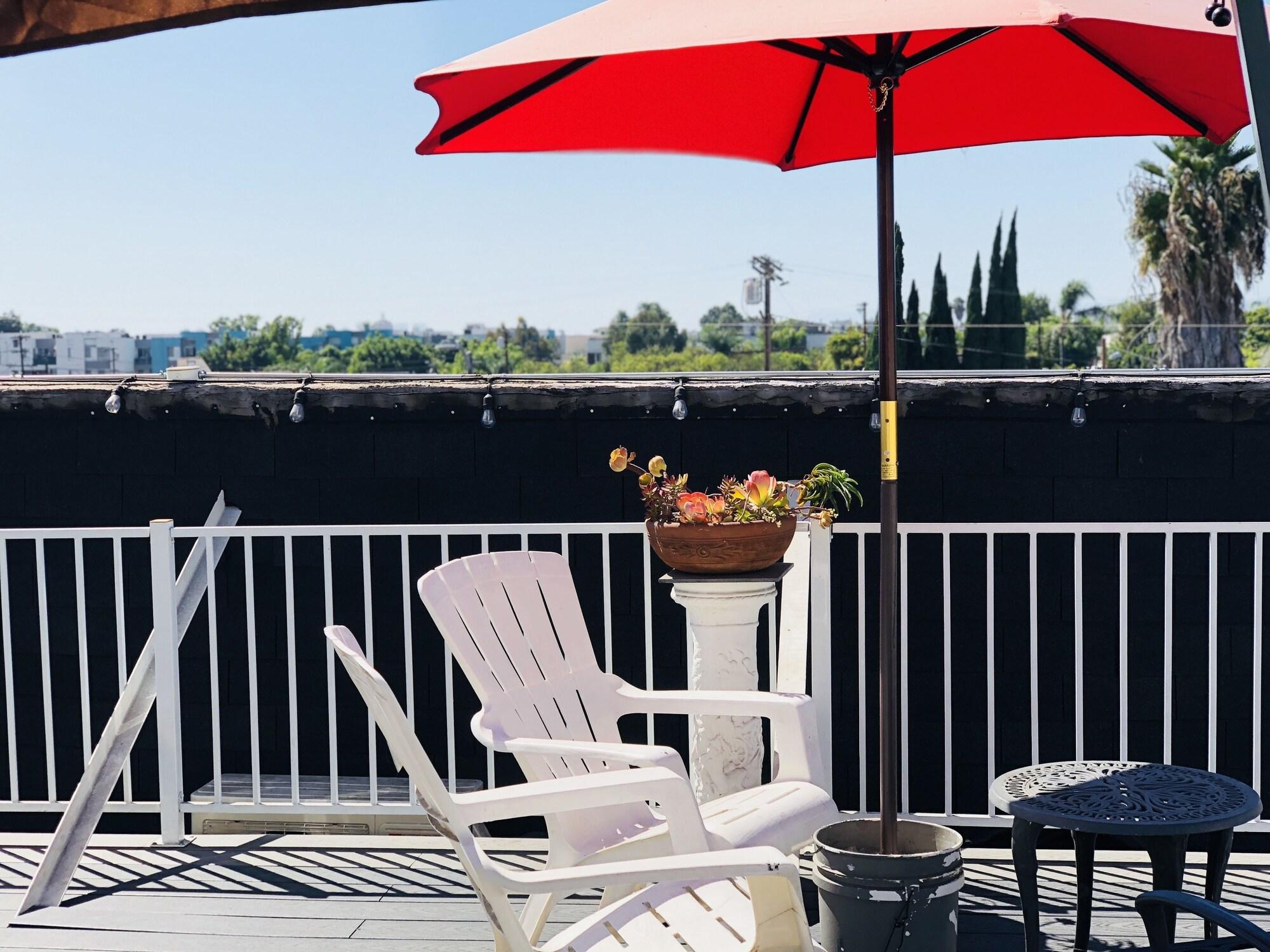 هتل Melrose Hostel لس آنجلس