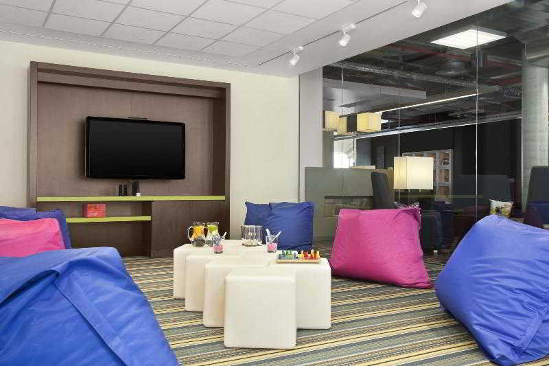 هتل Aloft Brussels Schuman بروکسل