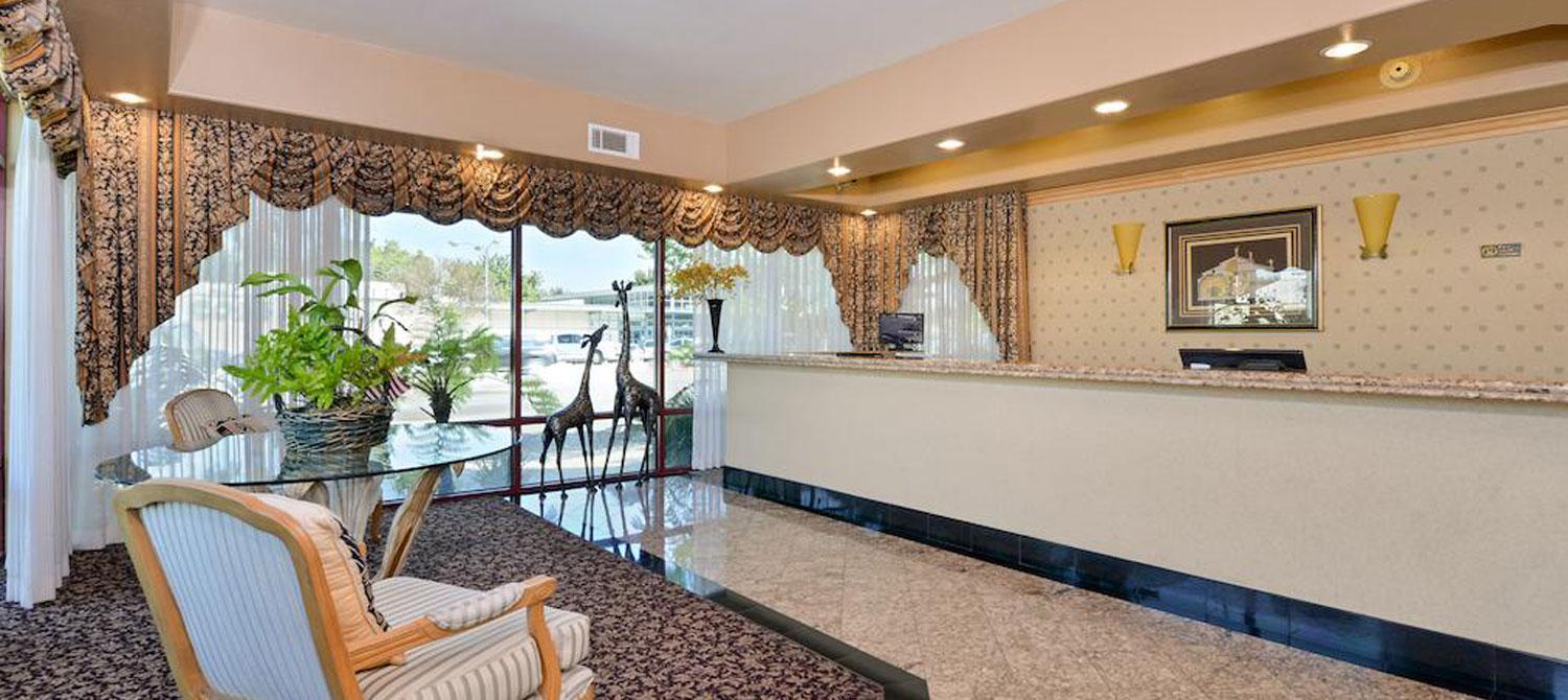 هتل Tarzana Inn Woodland Hills