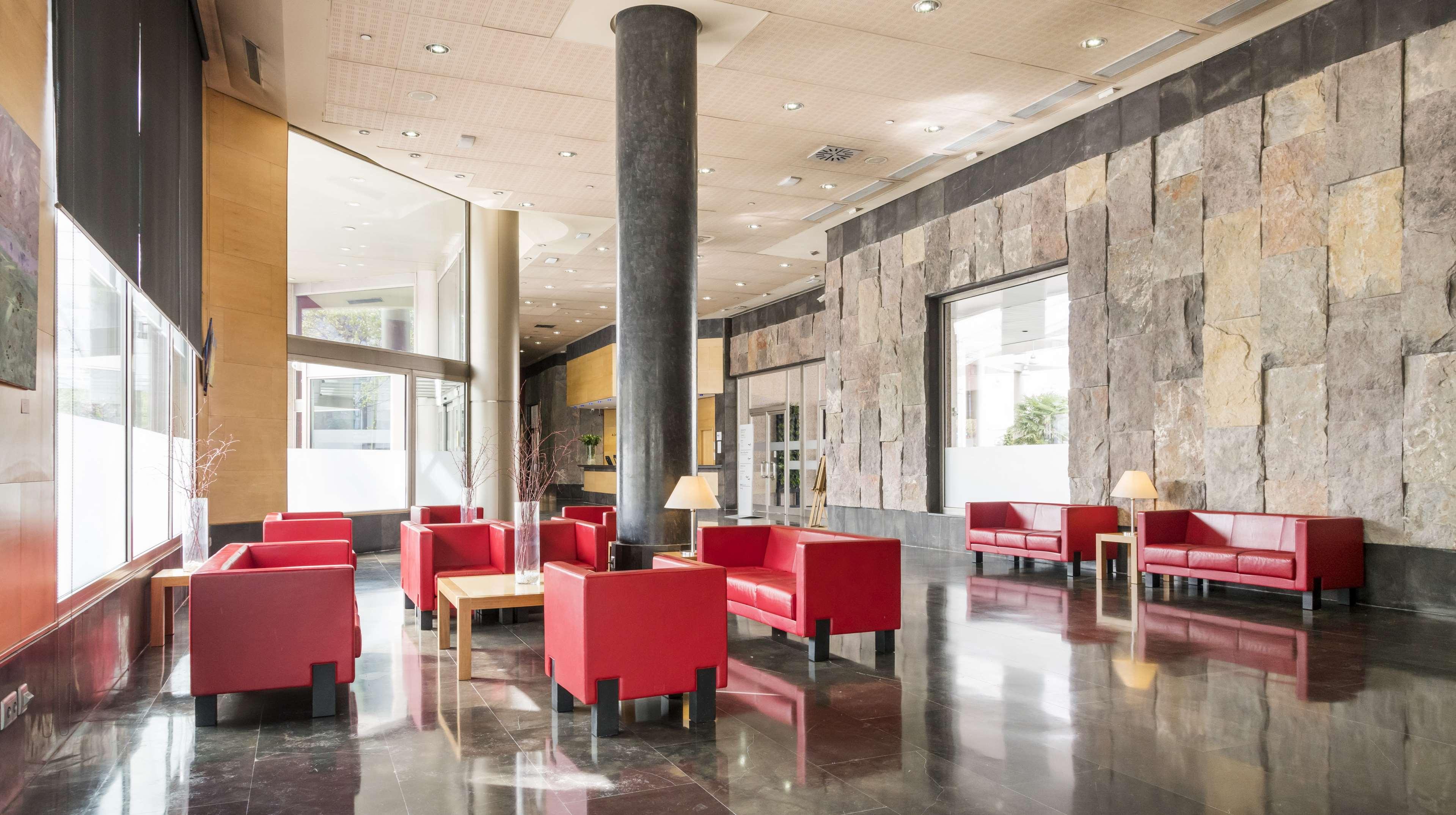 هتل Hotel ILUNION Alcalá Norte مادرید