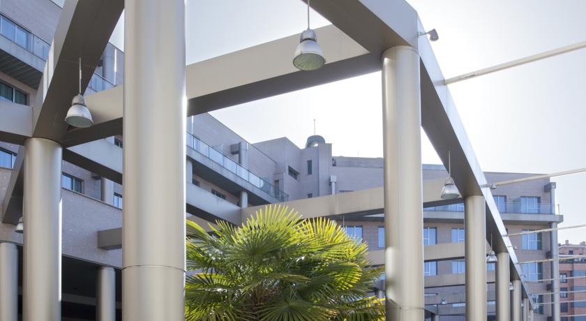 هتل Hotel ILUNION Alcalá Norte مادرید