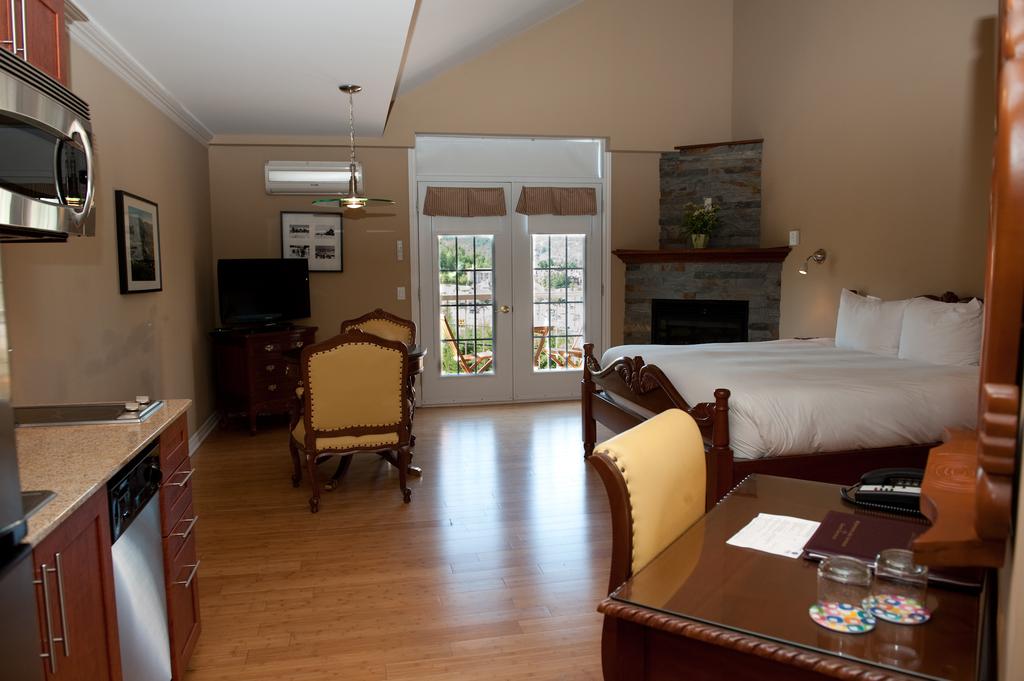 هتل Hotel St Sauveur Piedmont