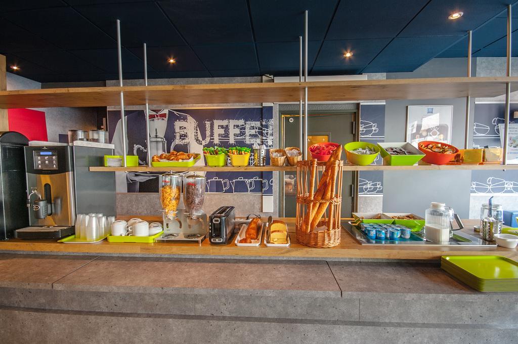 هتل ibis budget Courbevoie Paris la Défense 1 Courbevoie