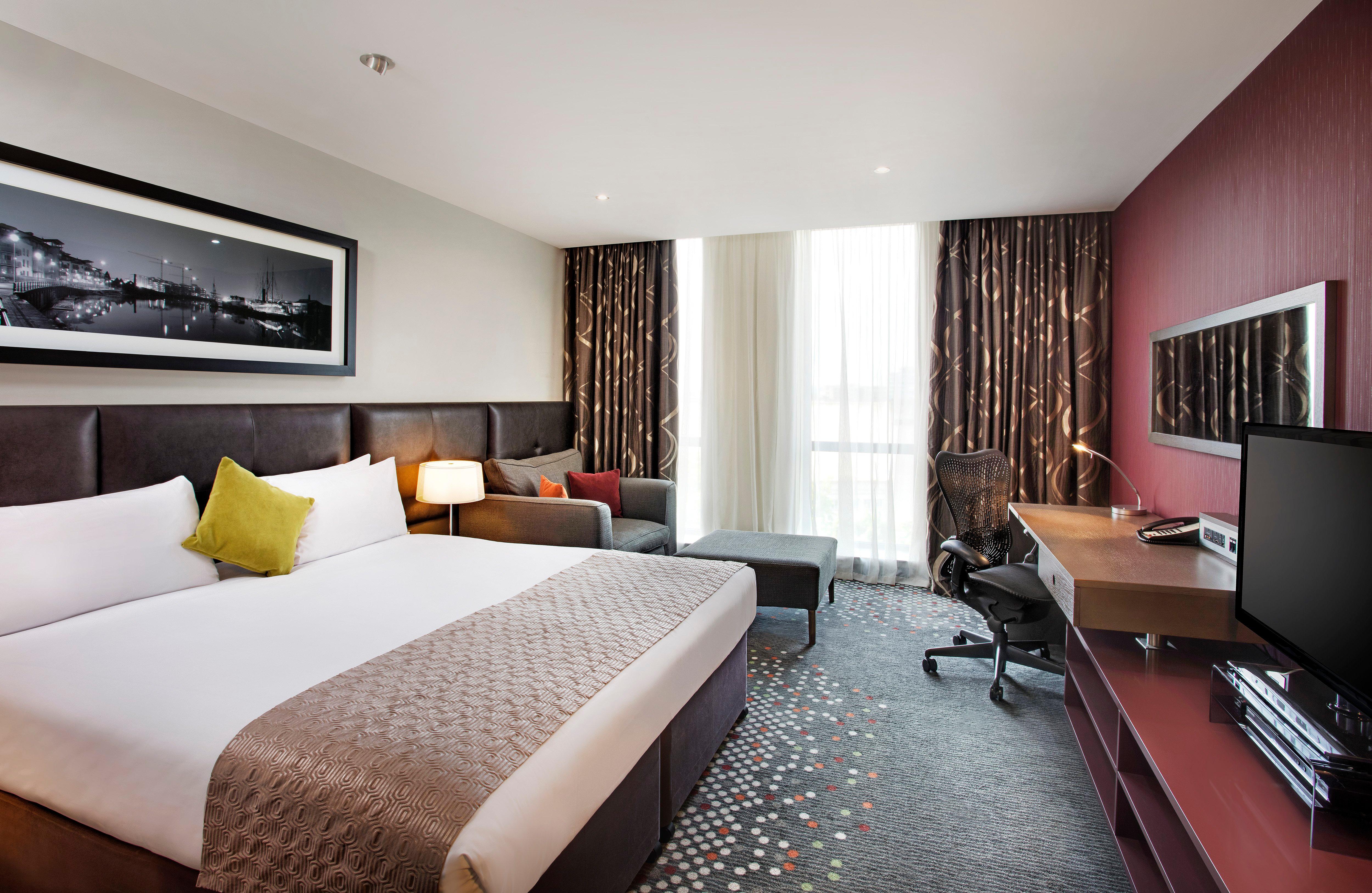 هتل Holiday Inn Bristol City Centre Bristol