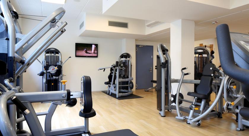 هتل Camplus Guest Roma رم