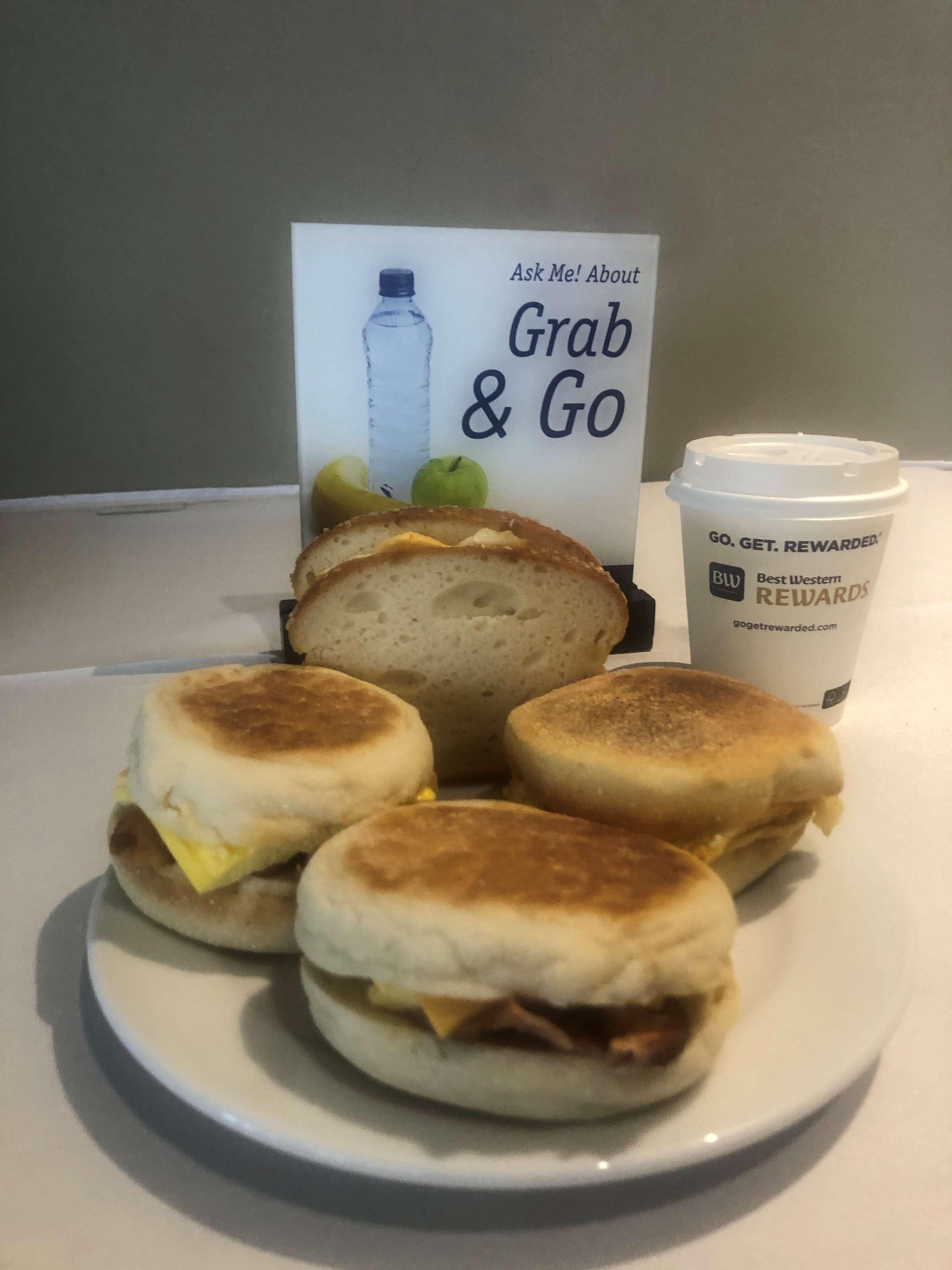 هتل Best Western Plus Stoneridge Inn & Conference Centre لندن