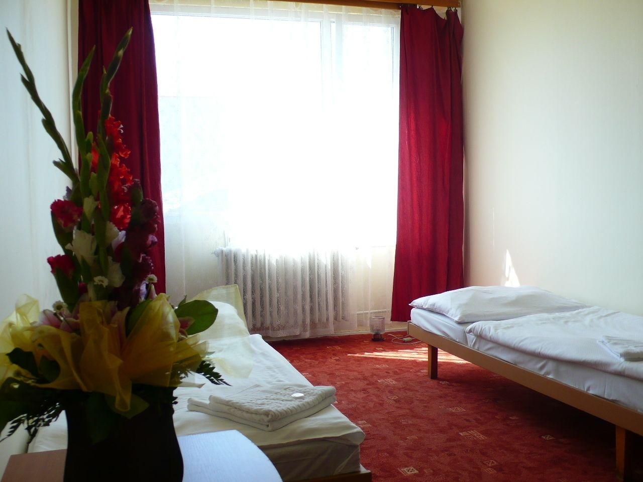 هتل Easy Star پراگ