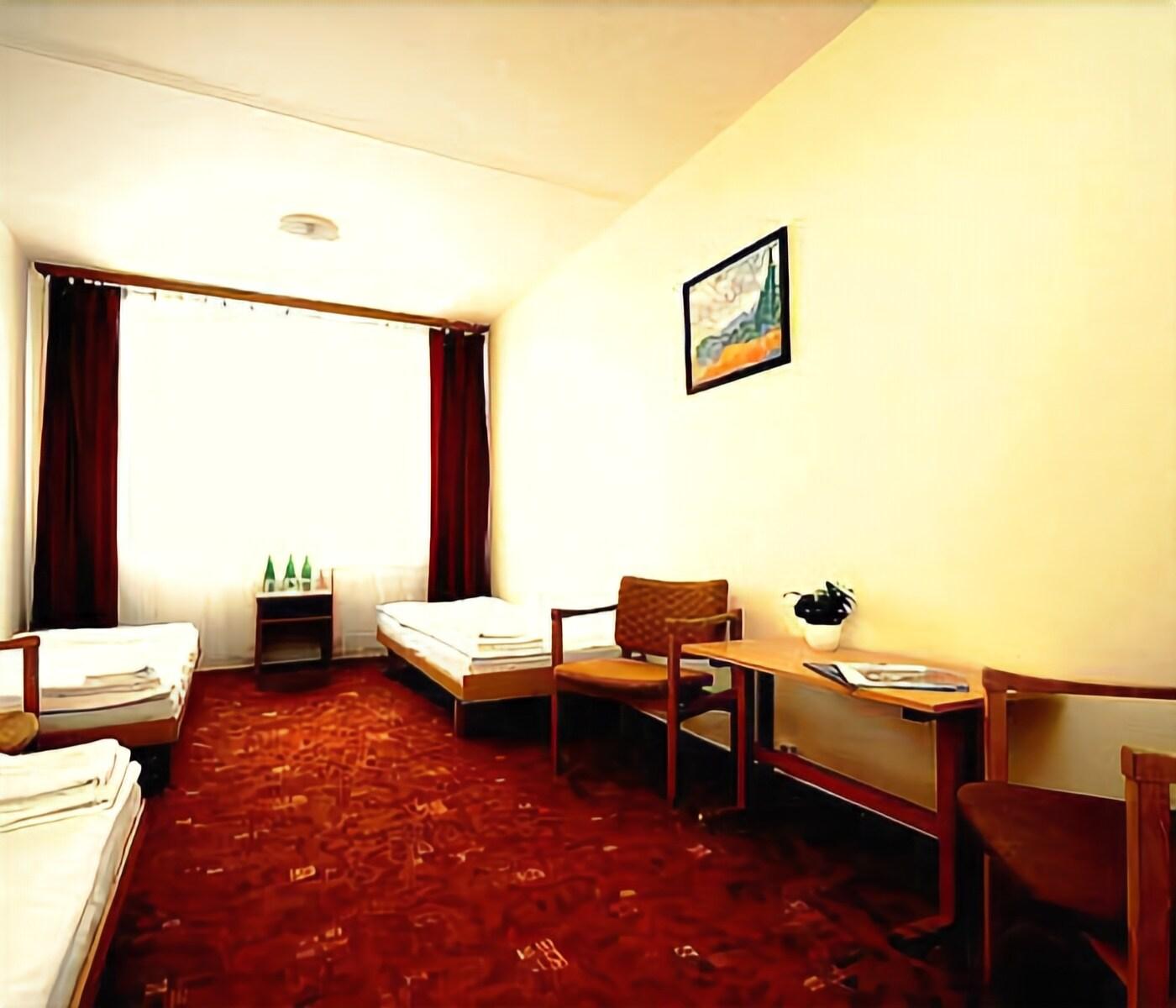 هتل Easy Star پراگ