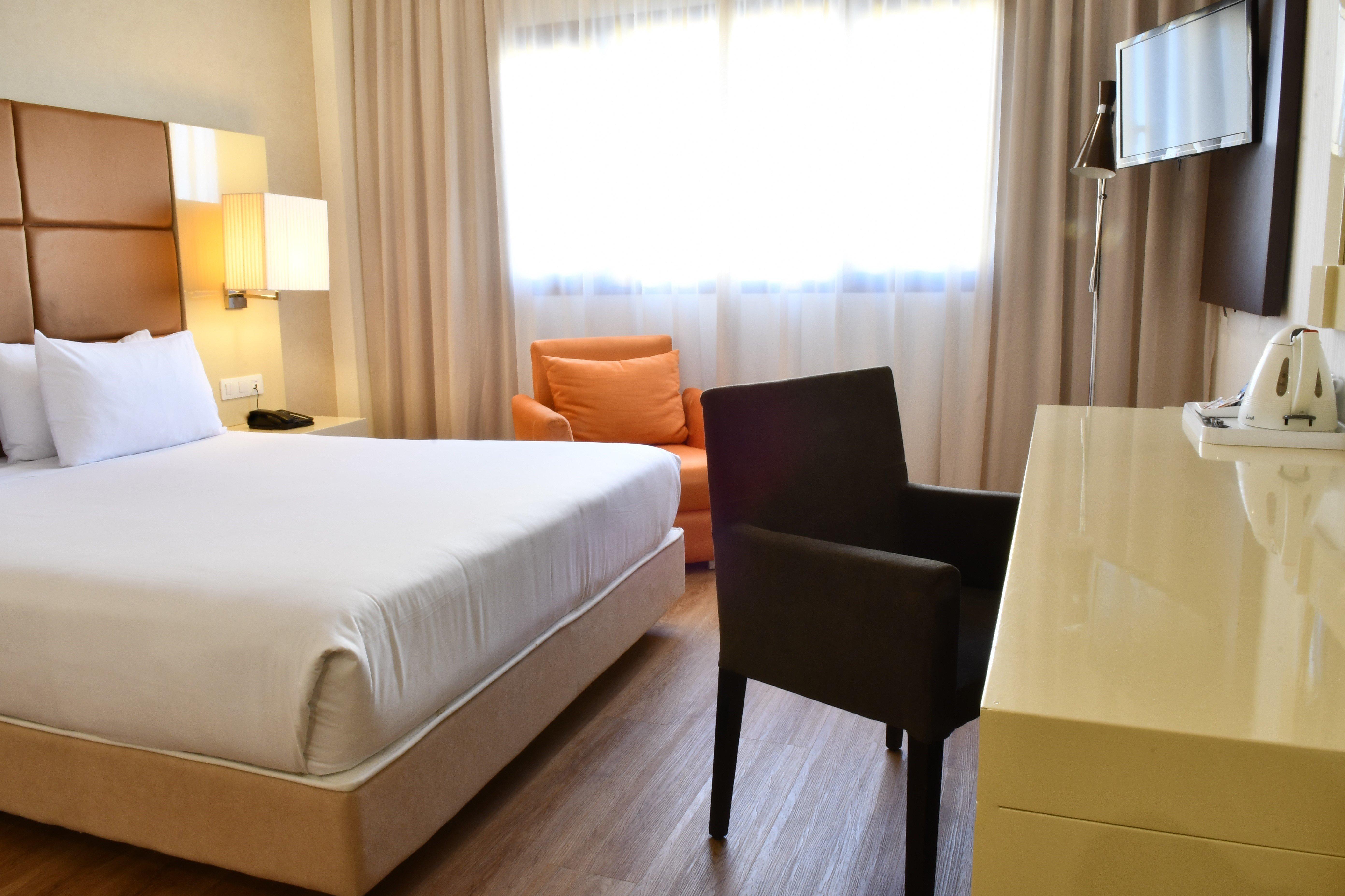 عکس های Hotel Holiday Inn Madrid - Las Tablas