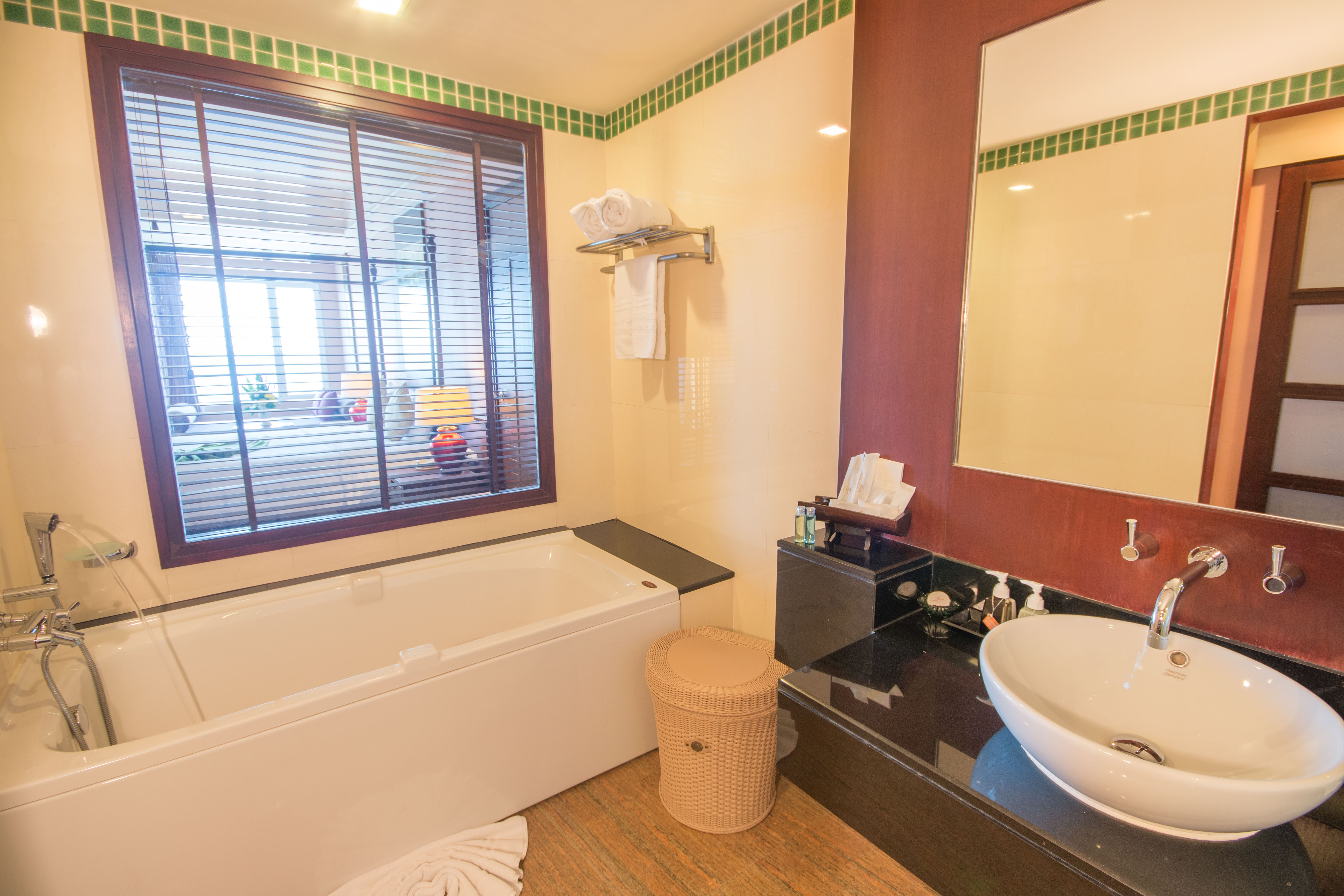هتل Grand Pacific Sovereign Resort & Spa Cha Am