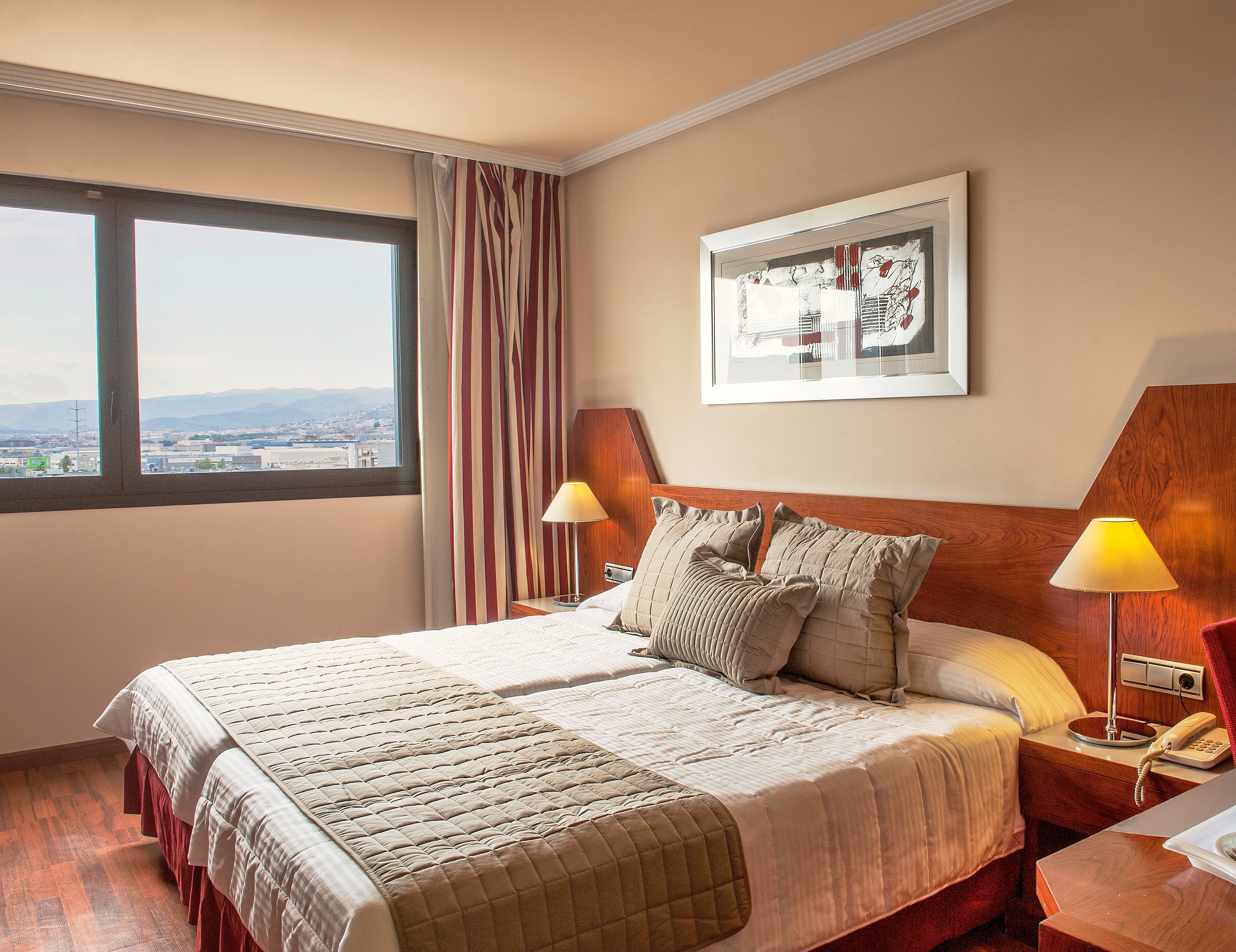 هتل Alexandre Hotel FrontAir Congress Sant Boi de Llobregat