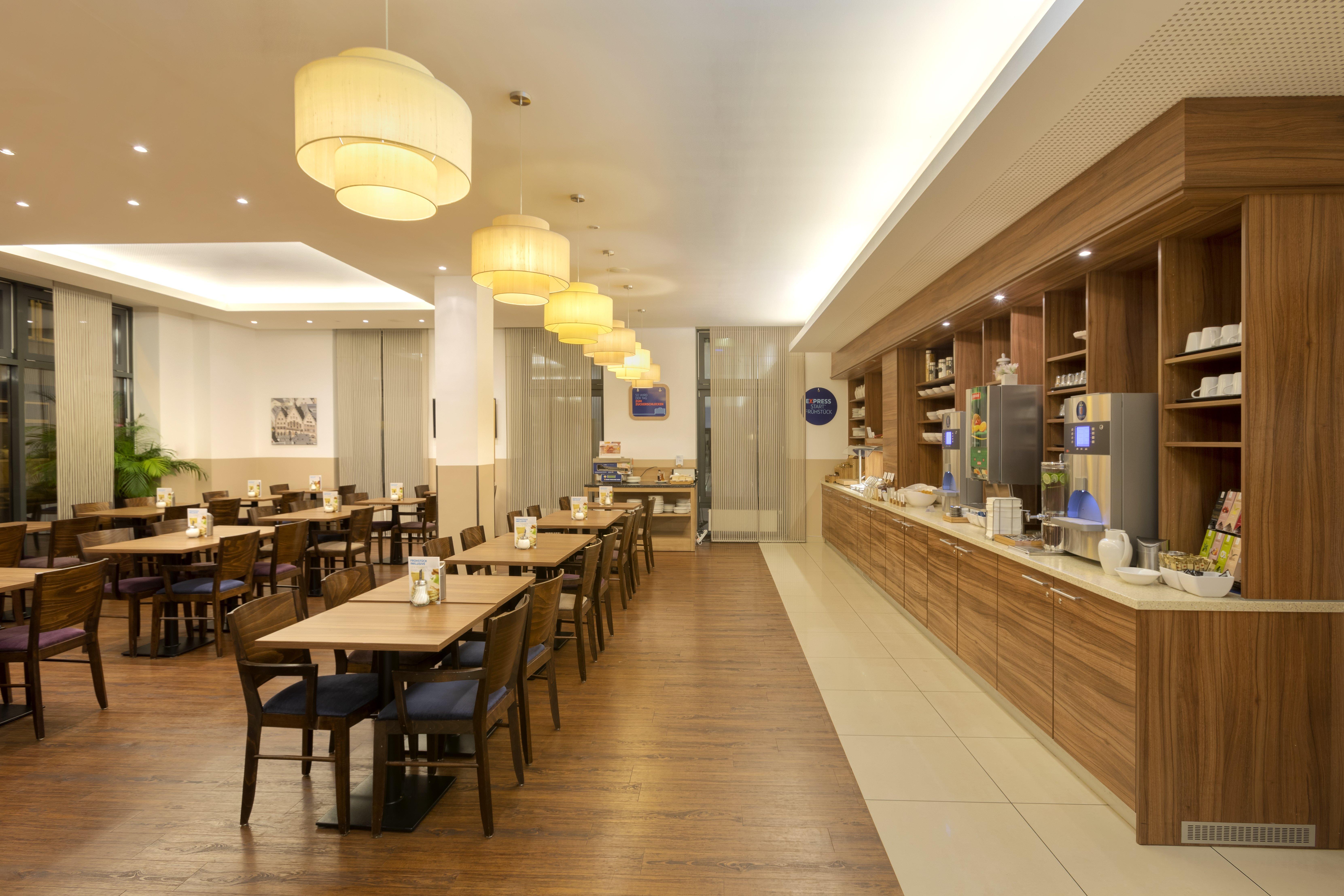 هتل Premier Inn Frankfurt City Centre Hotel فرانکفورت