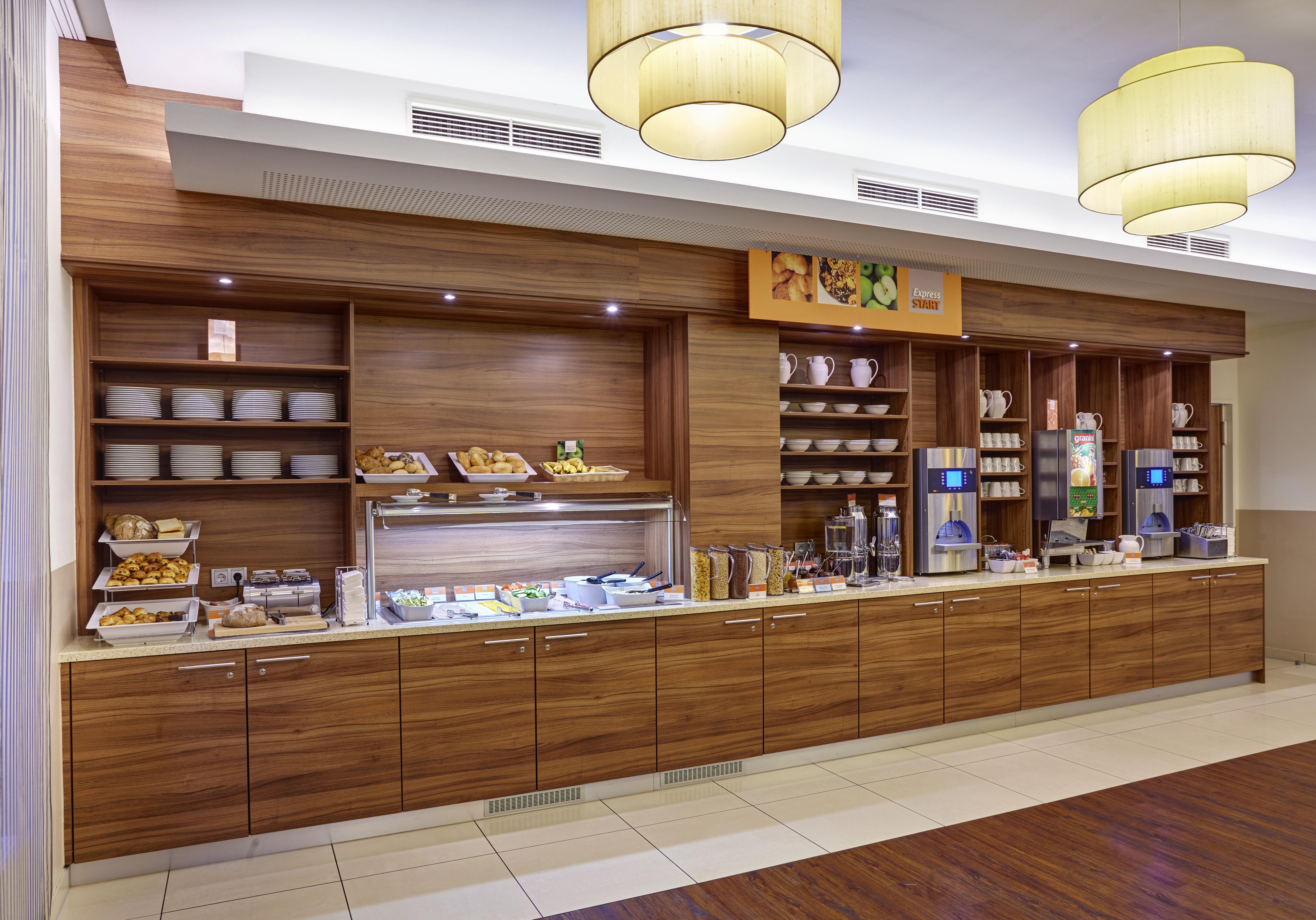 هتل Premier Inn Frankfurt City Centre Hotel فرانکفورت