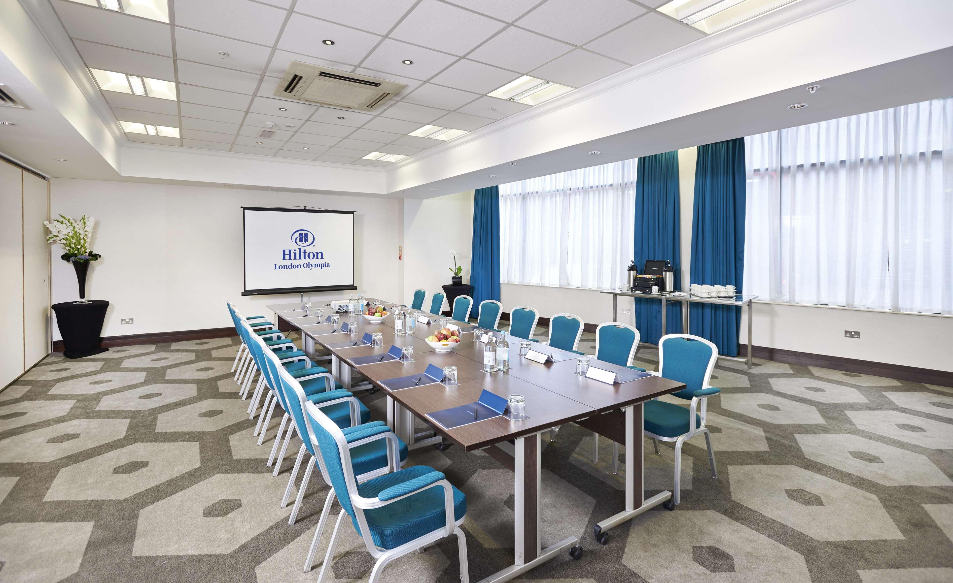 هتل Hilton London Olympia لندن