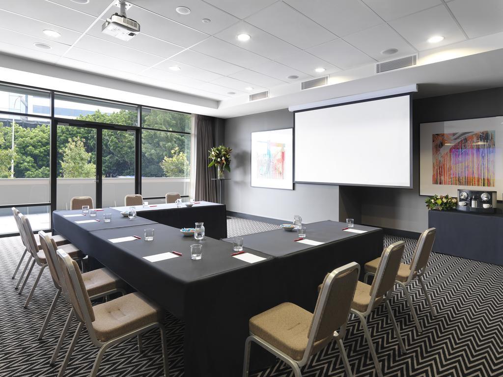 هتل Adina Apartment Hotel Sydney Airport Sydney