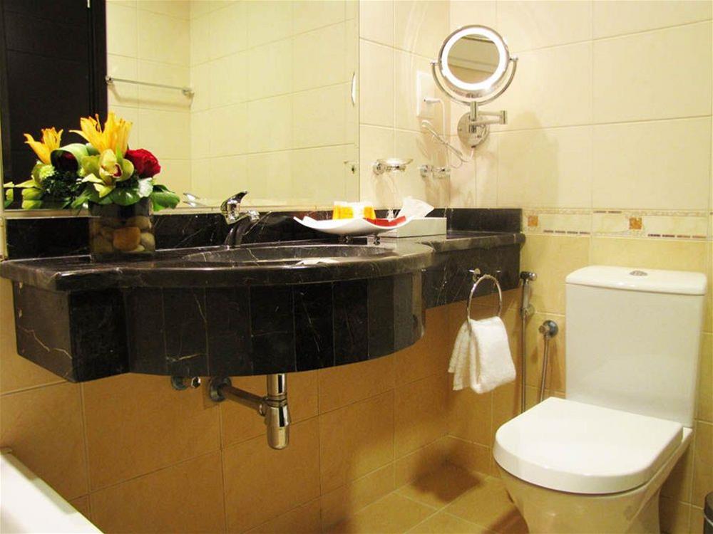 هتل Paragon Hotel ابوظبی