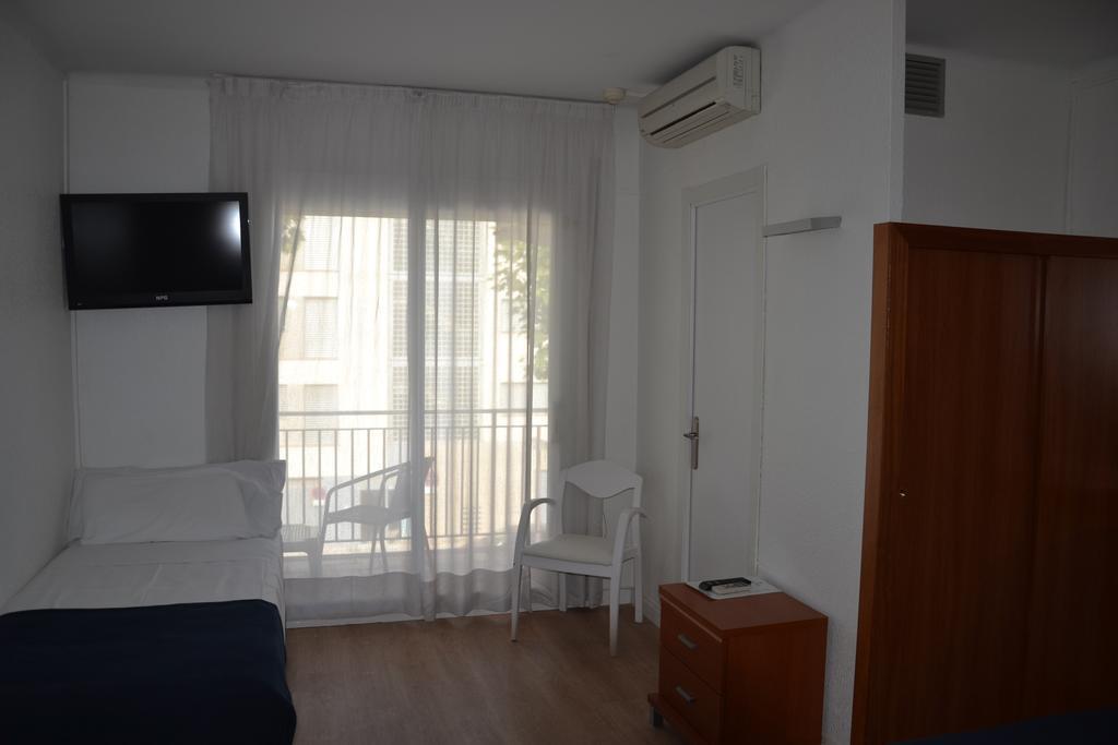 هتل Solvi Hotel Vilanova