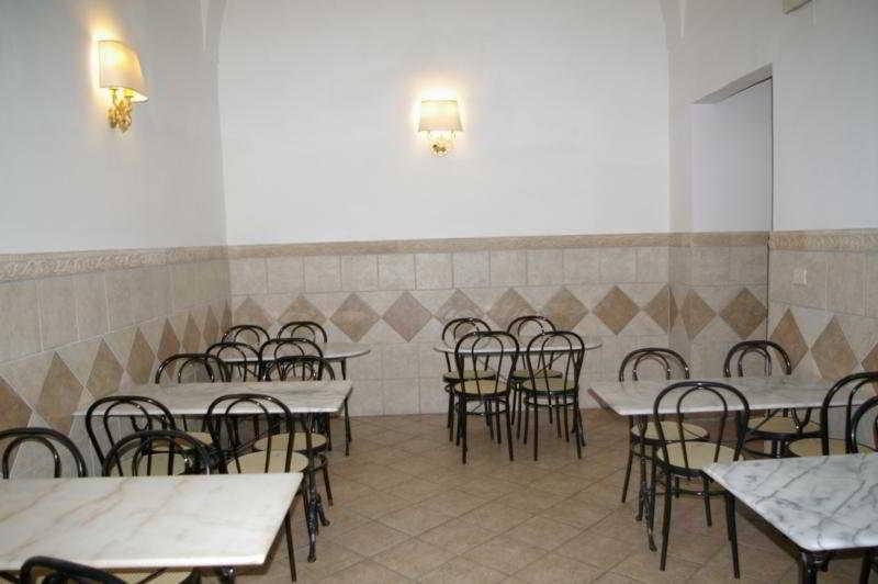 Alibaba https://cdn.alibaba.ir/ostorage/hotel/images/B8B485F0/0FFD201CF36DFC5B214B88FECC623A63.jpg