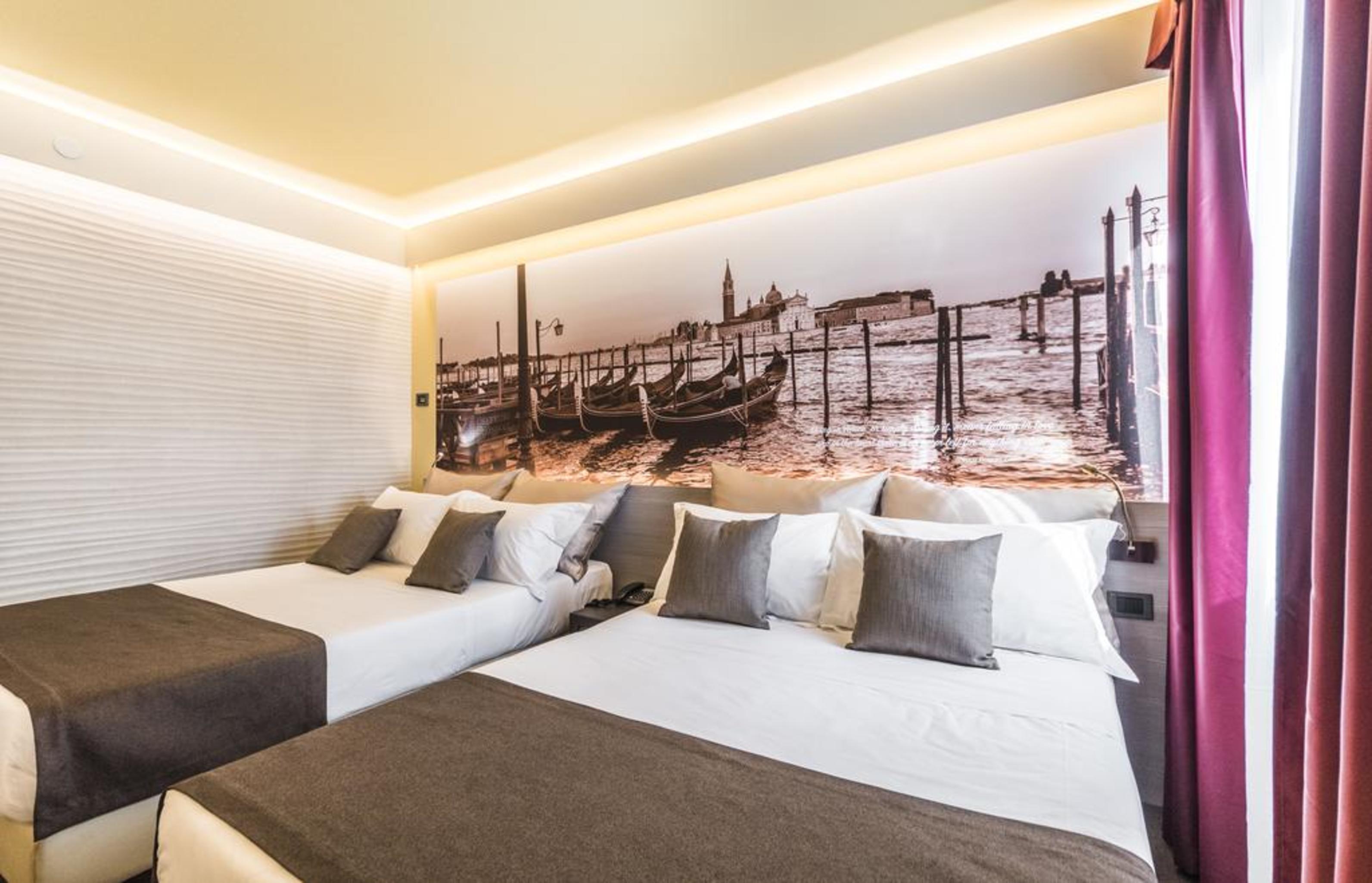 هتل Antony Hotel مستر