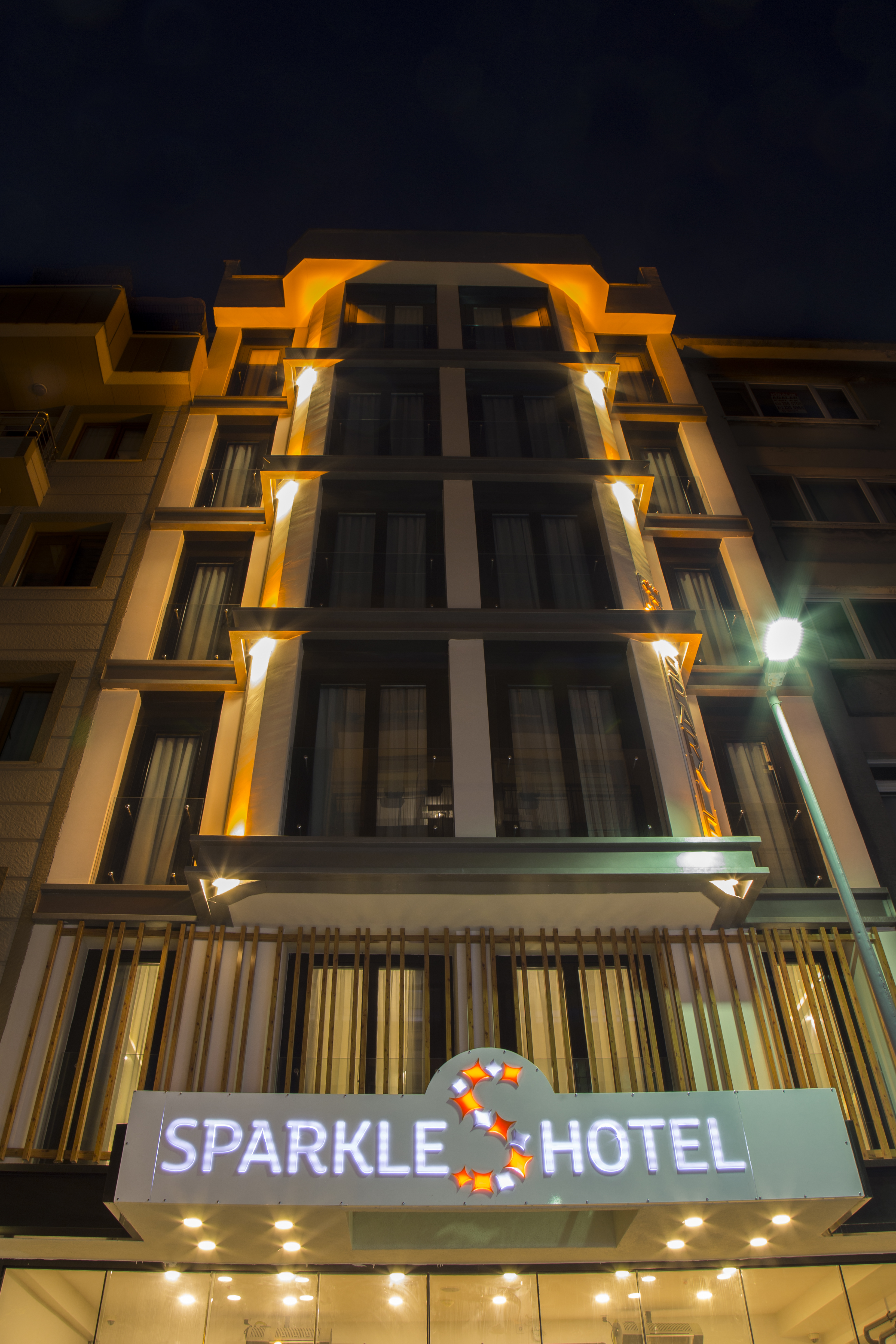 Alibaba https://cdn.alibaba.ir/ostorage/hotel/images/B90B59C1/70B61FAF15459AB1017759016FF9B185.jpg