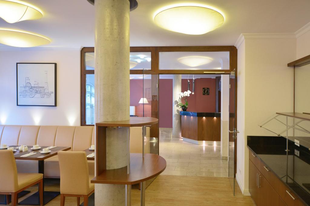 هتل Hotel Adelante Berlin-Mitte برلین