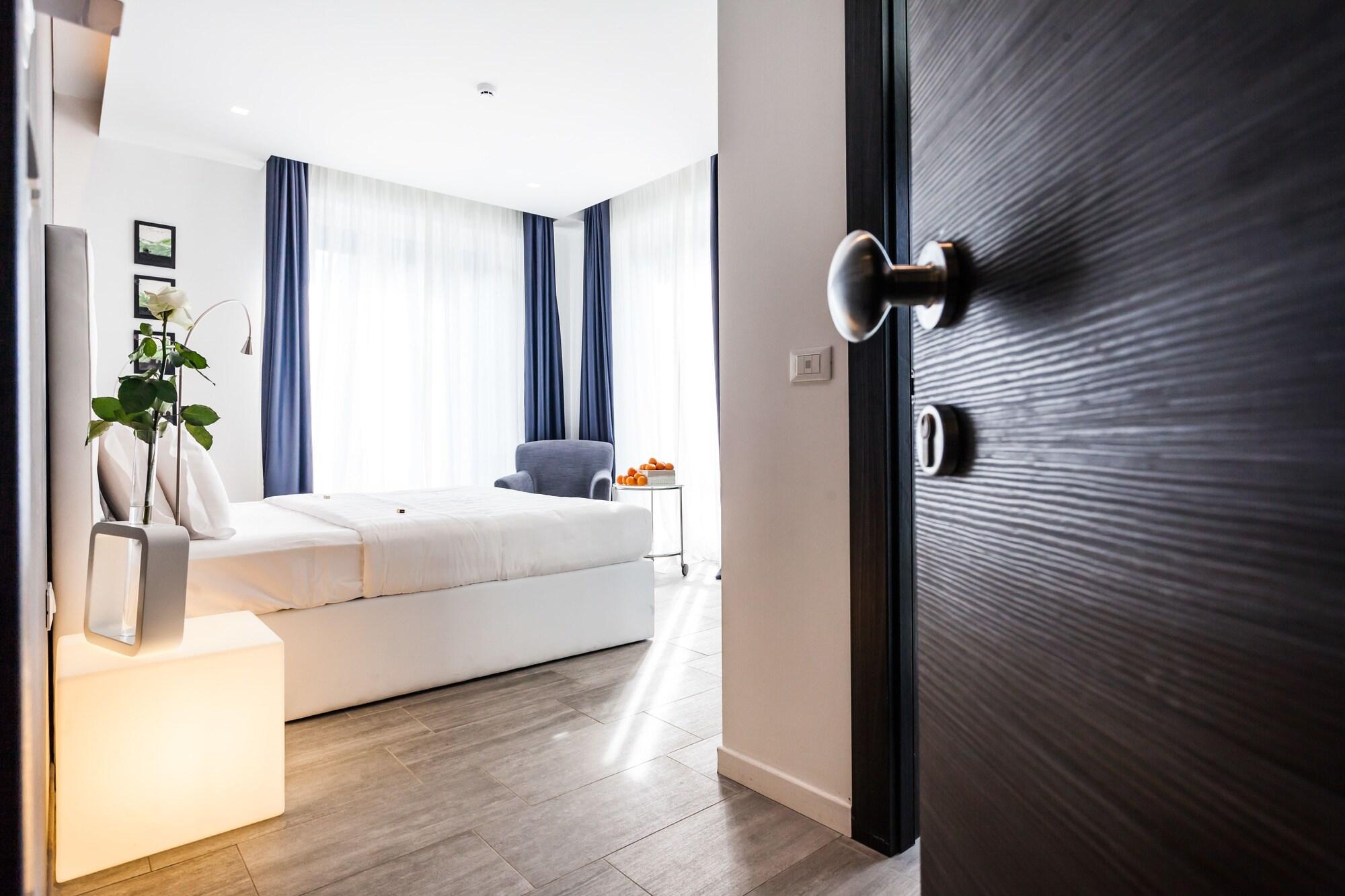 هتل M2M Made To Measure میلان