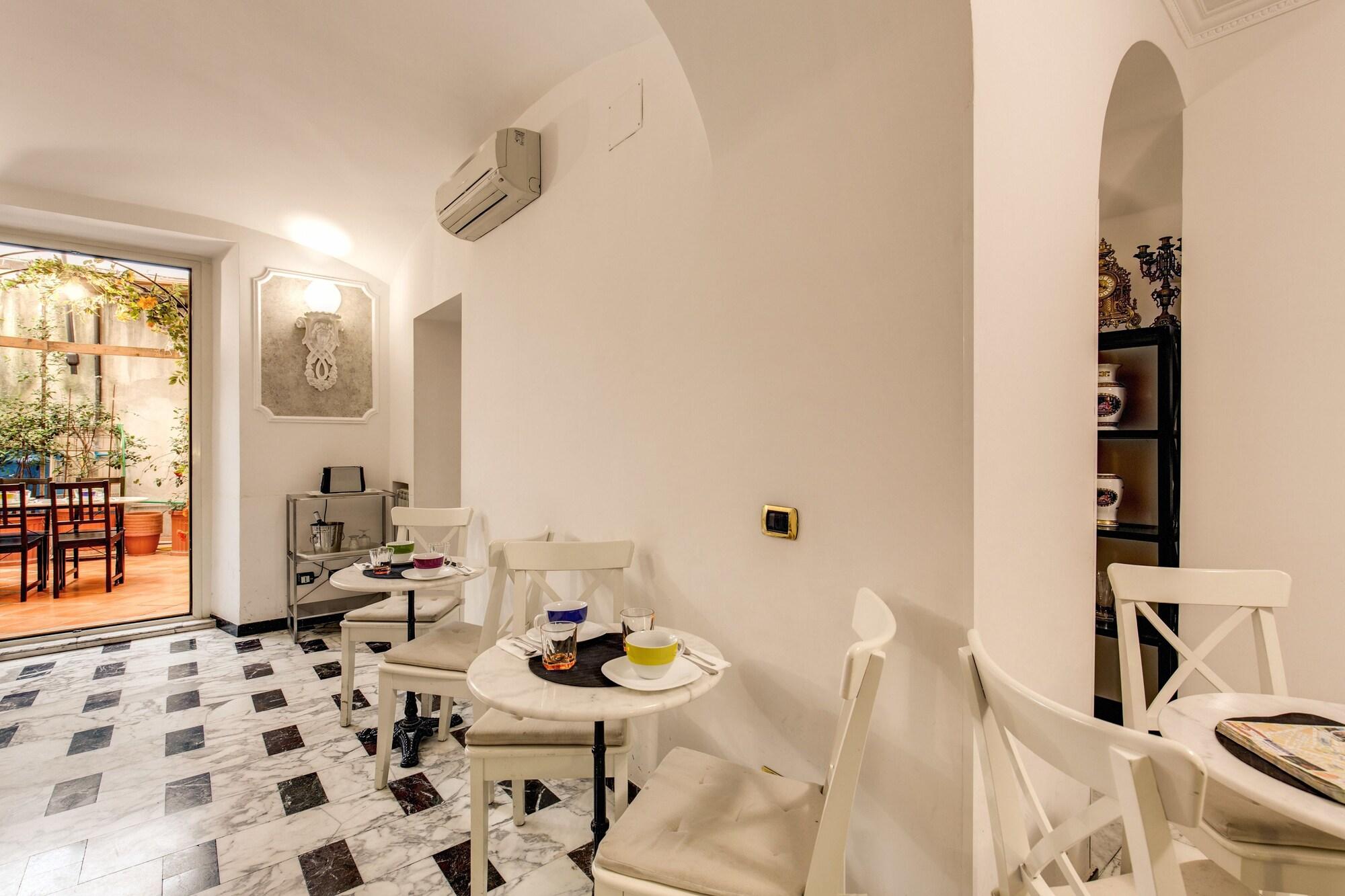 هتل Nakissa Inn رم