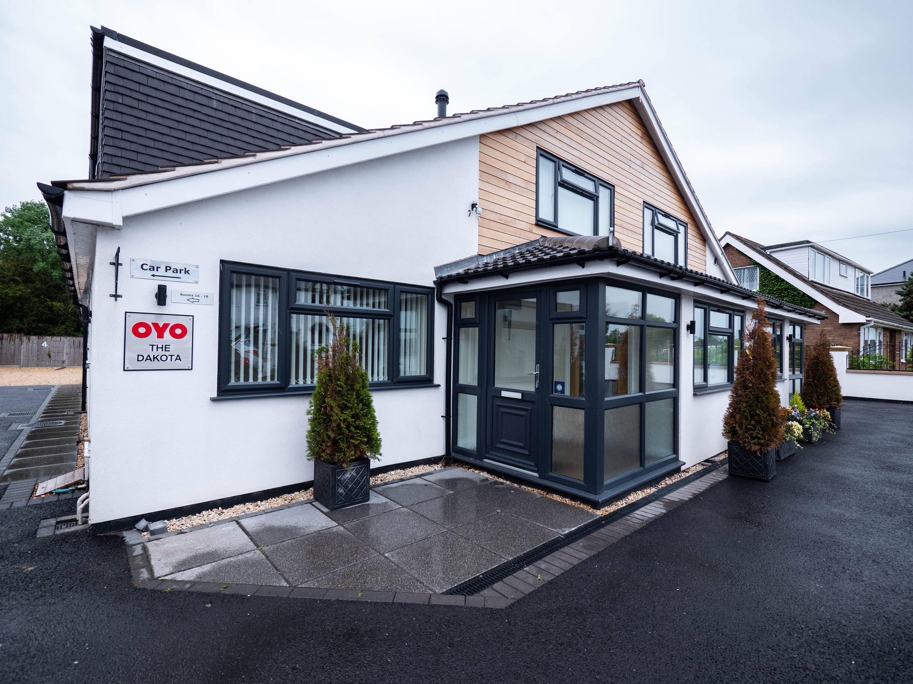 هتل Dakota Guest House Coventry