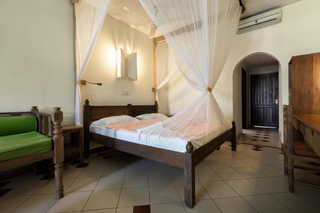 هتل Severin Sea Lodge Bamburi Beach