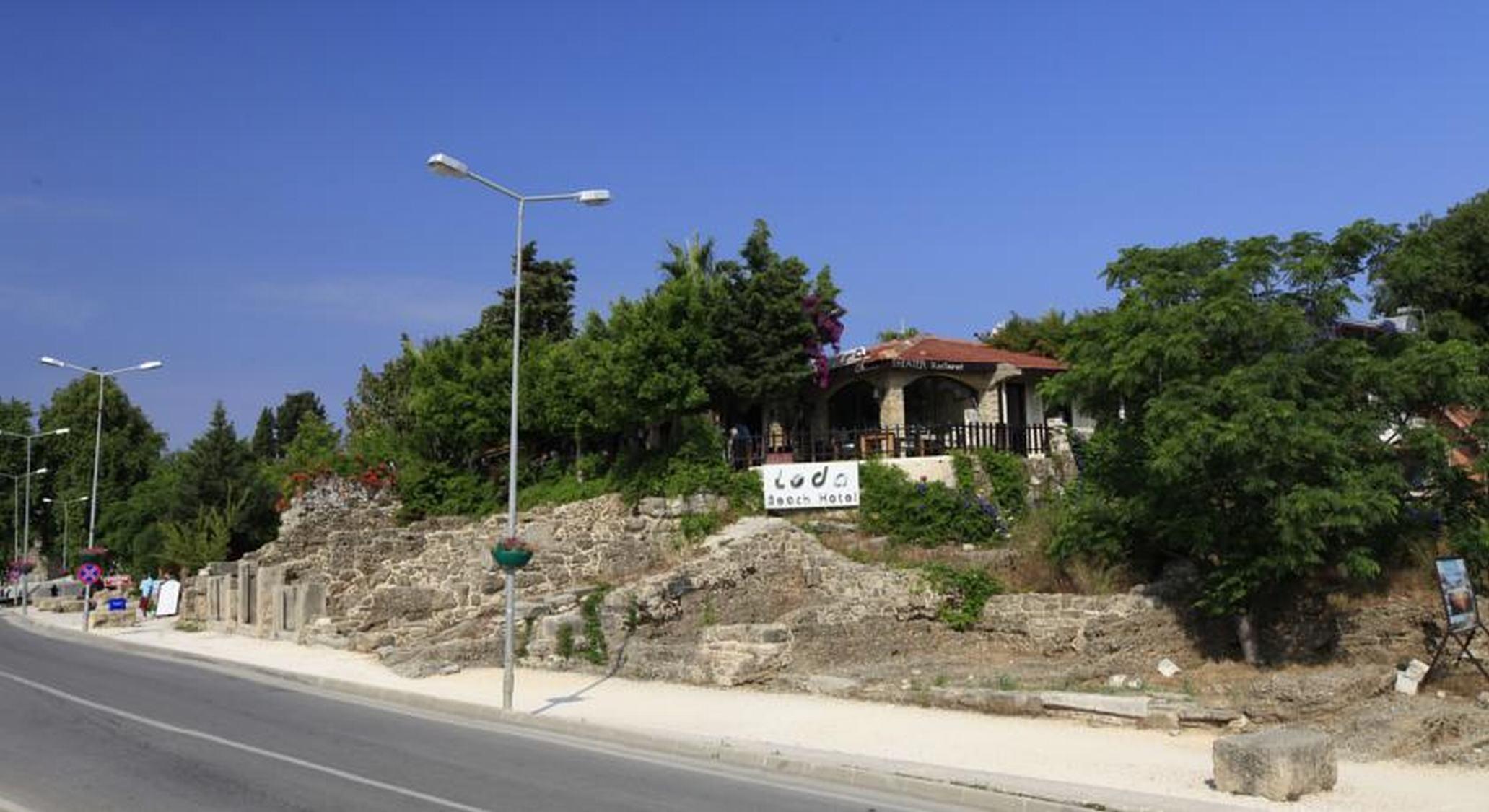 هتل Leda Beach Hotel ساید