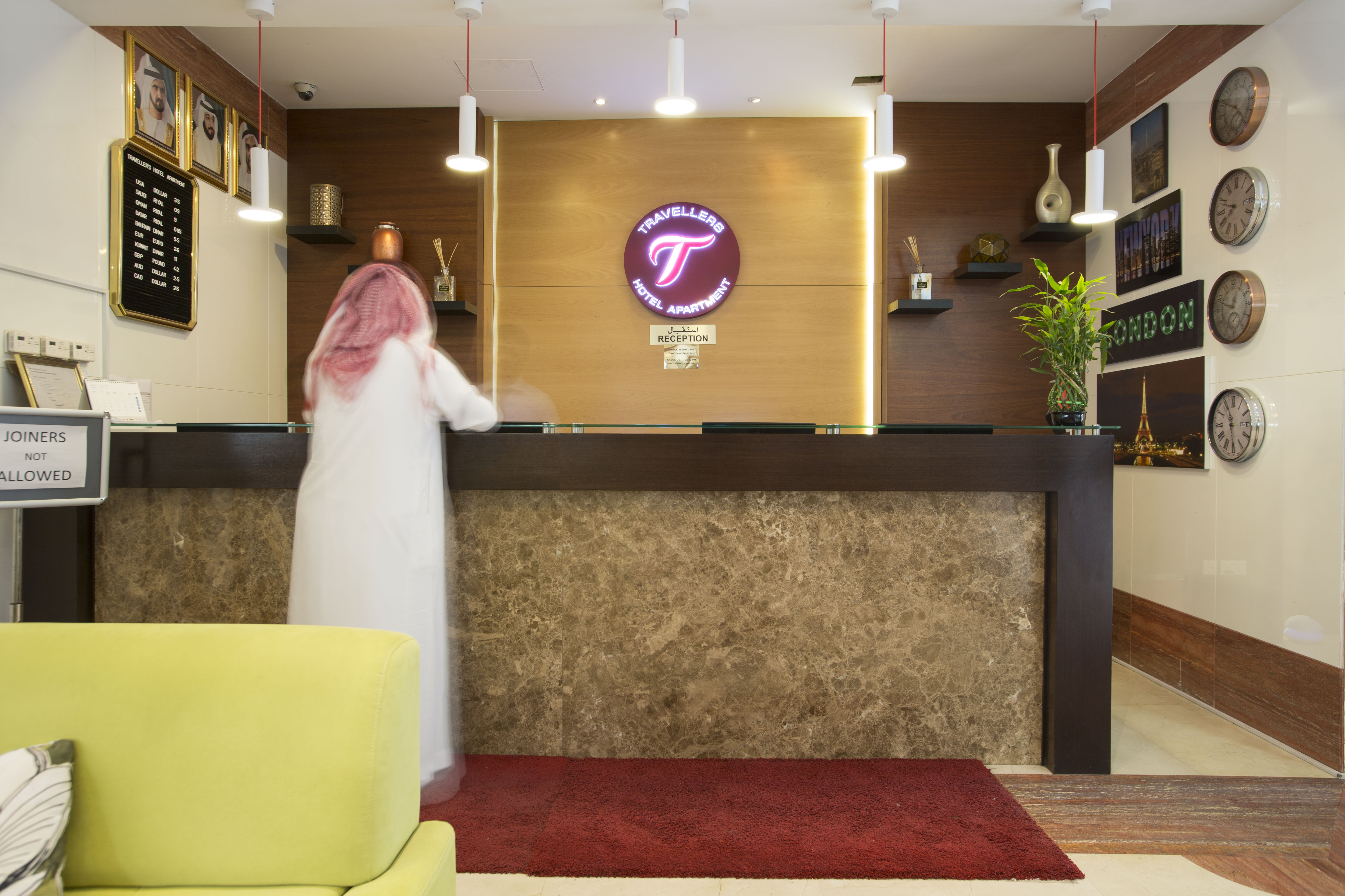 هتل Travellers Hotel Apartment Al Barsha