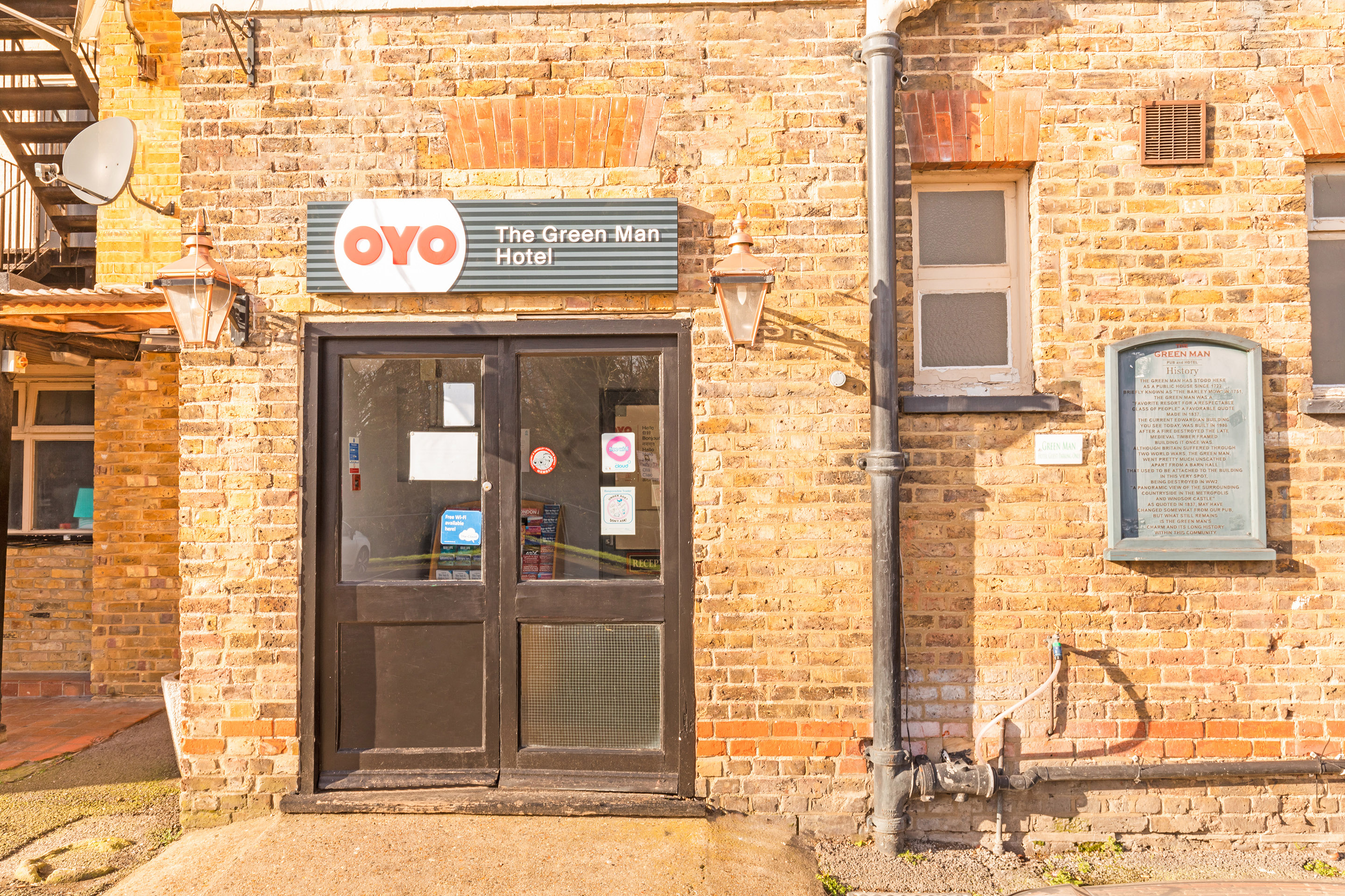 هتل The Green Man لندن