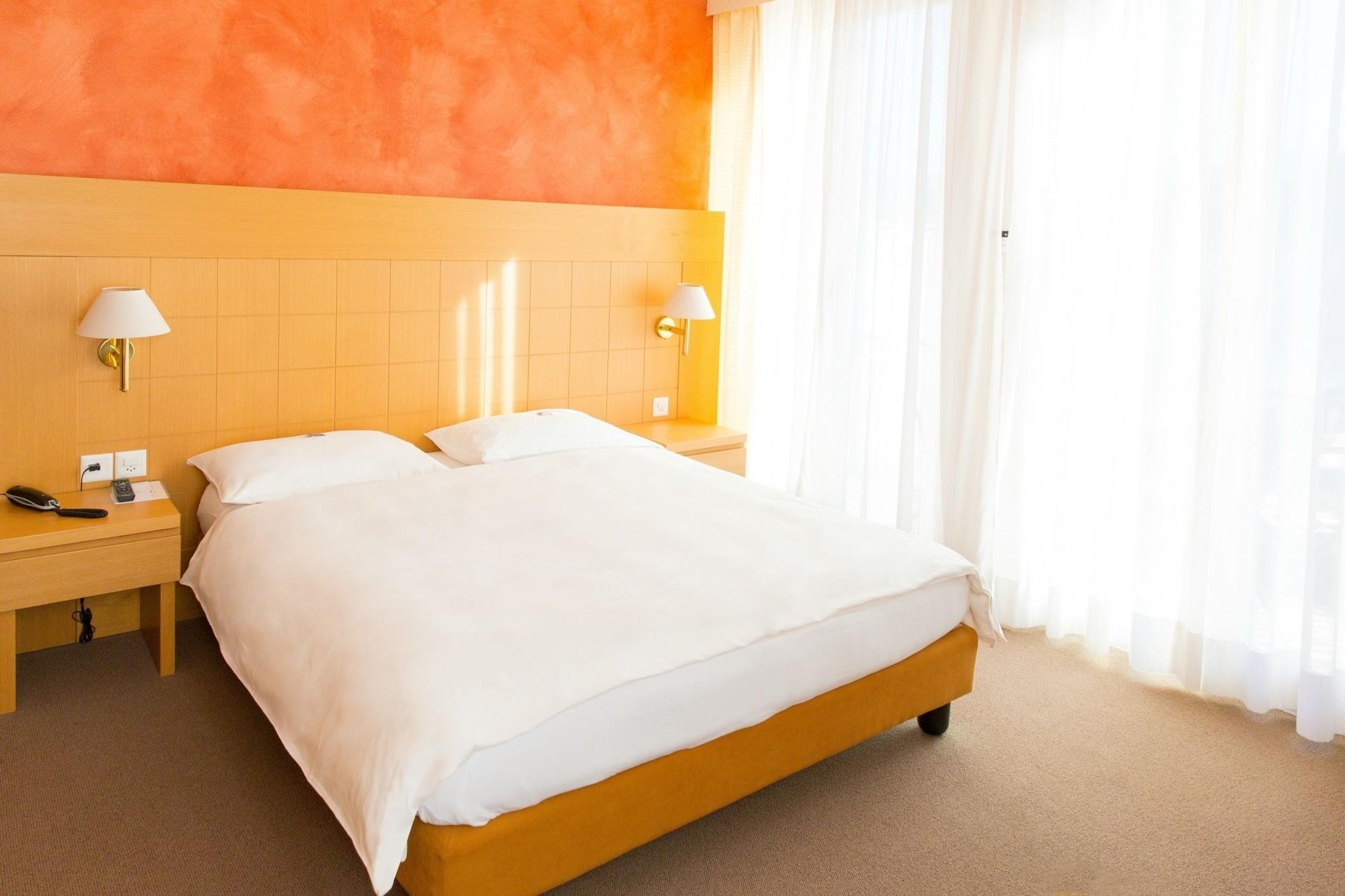 هتل Du Lac لوکارنو